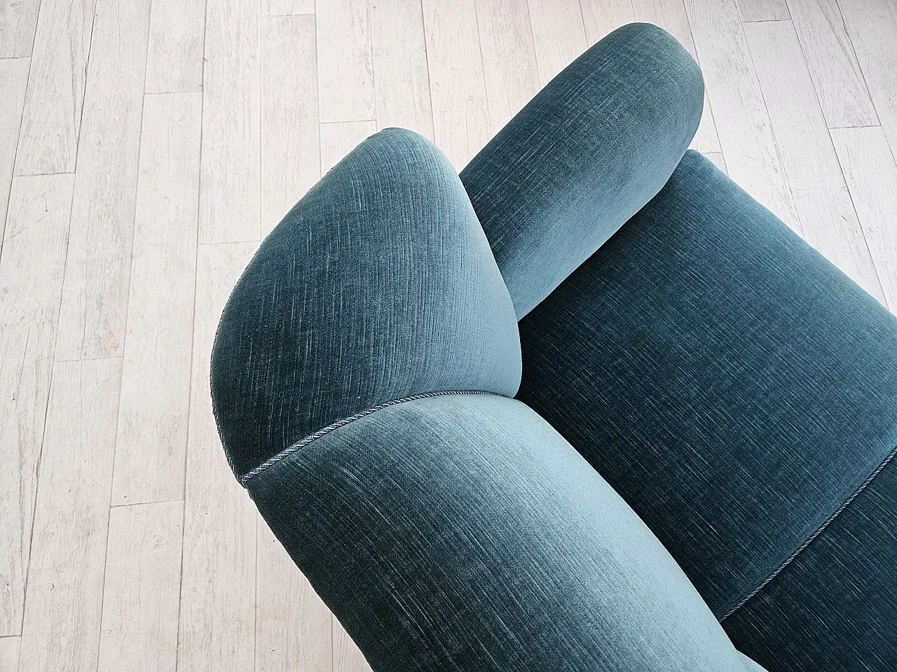 Danish 3-seater sofa in velour, 1960s 4