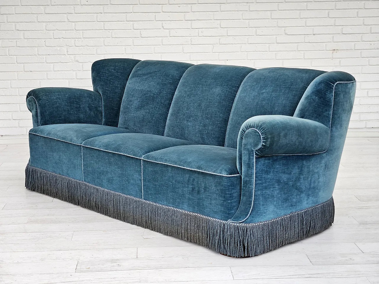 Danish 3-seater sofa in velour, 1960s 19