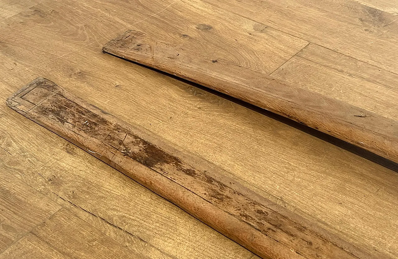Coppia di vecchi sci in legno, anni '50 6