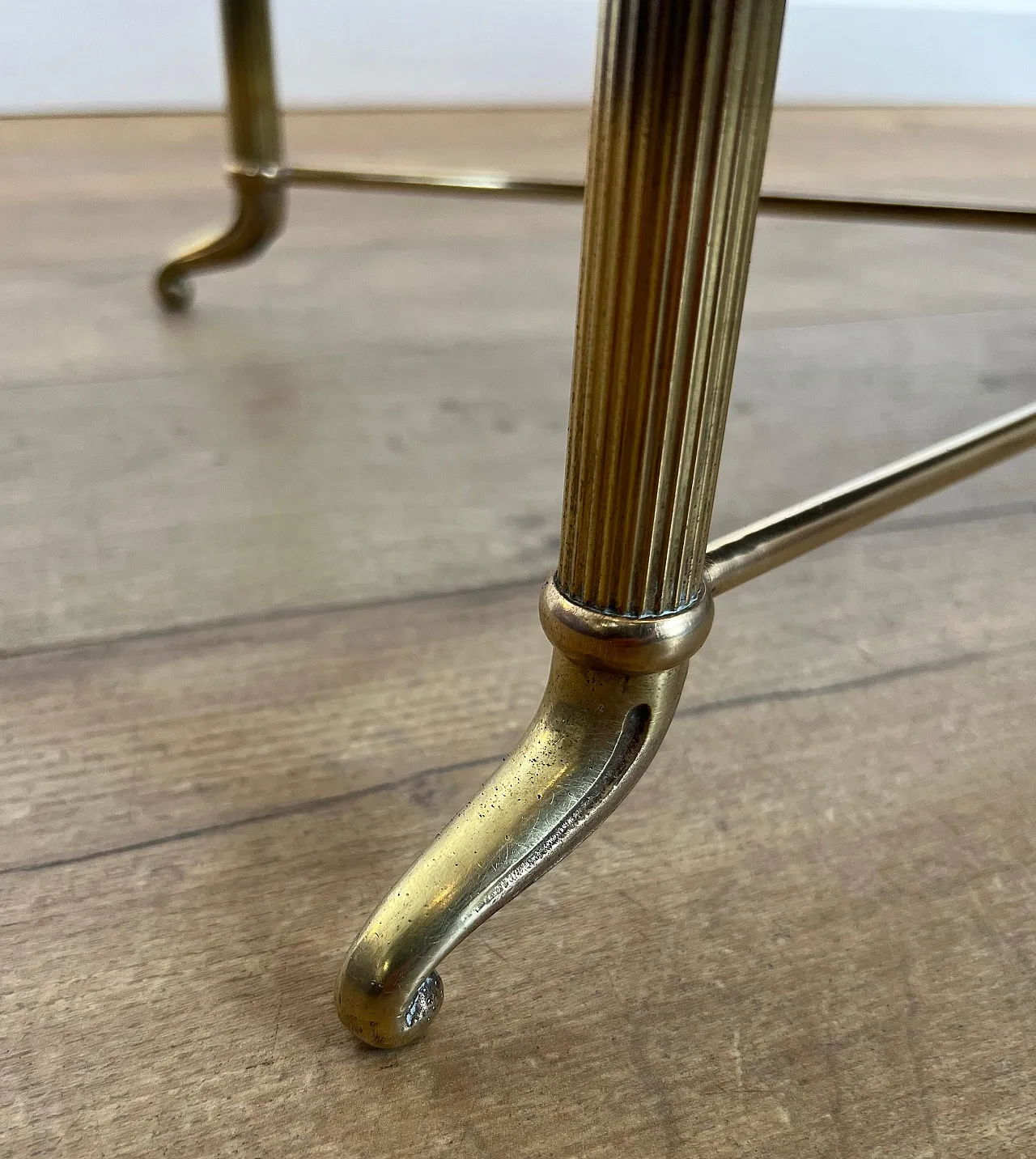 Tavolino in ottone con piano in vetro laccato nero, anni '40 16