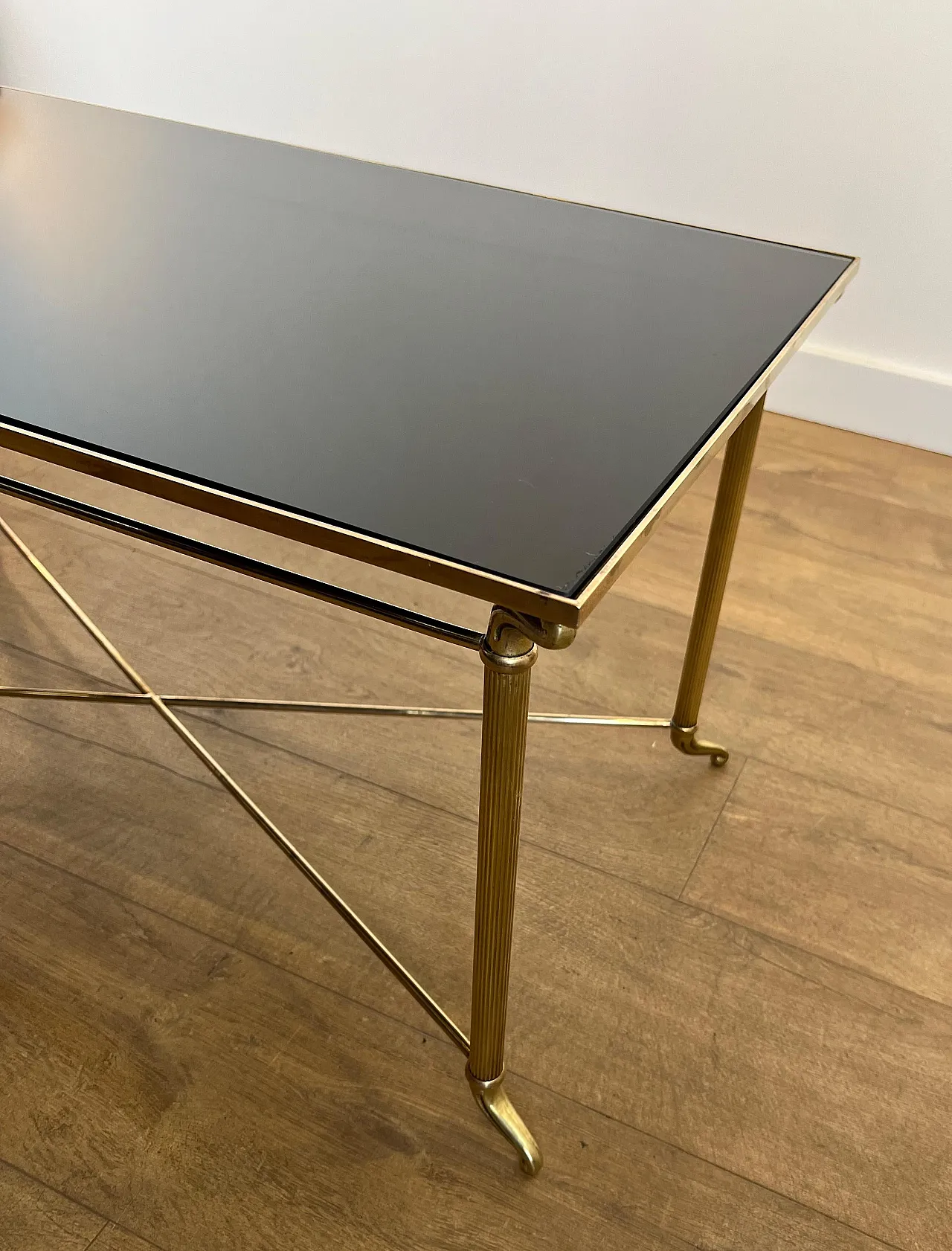 Tavolino in ottone con piano in vetro laccato nero, anni '40 19