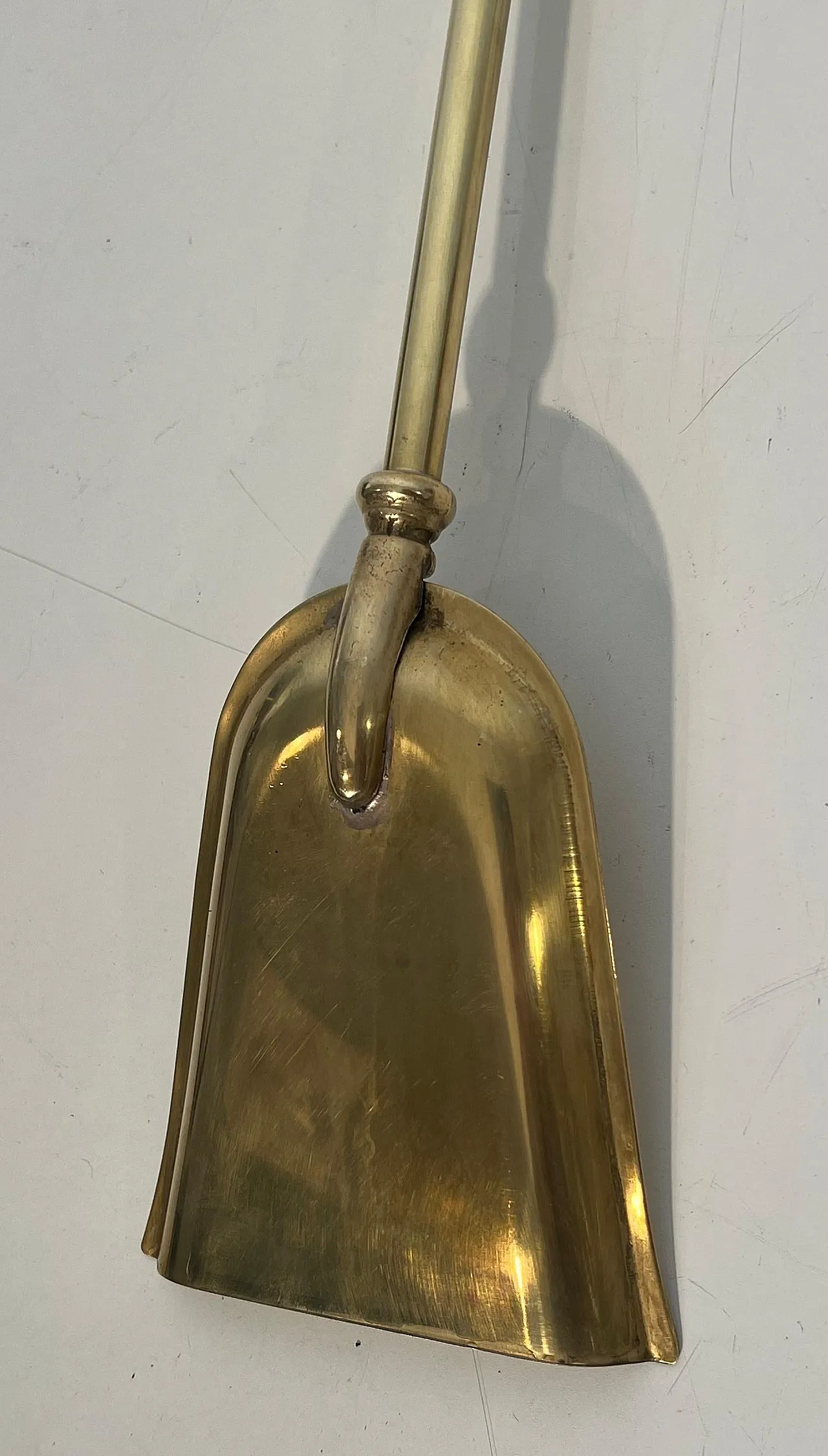 Brass and lacquer fireplace tools on stand, 1970s 11