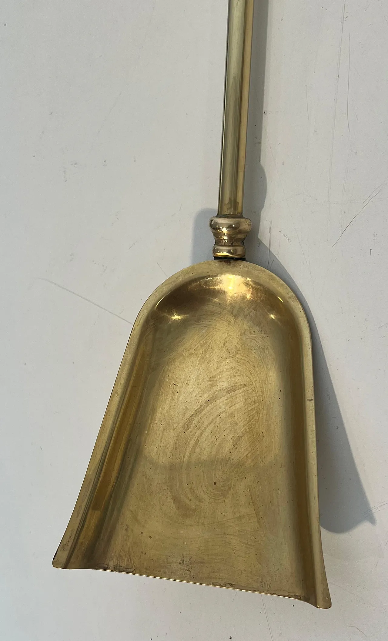 Brass and lacquer fireplace tools on stand, 1970s 16