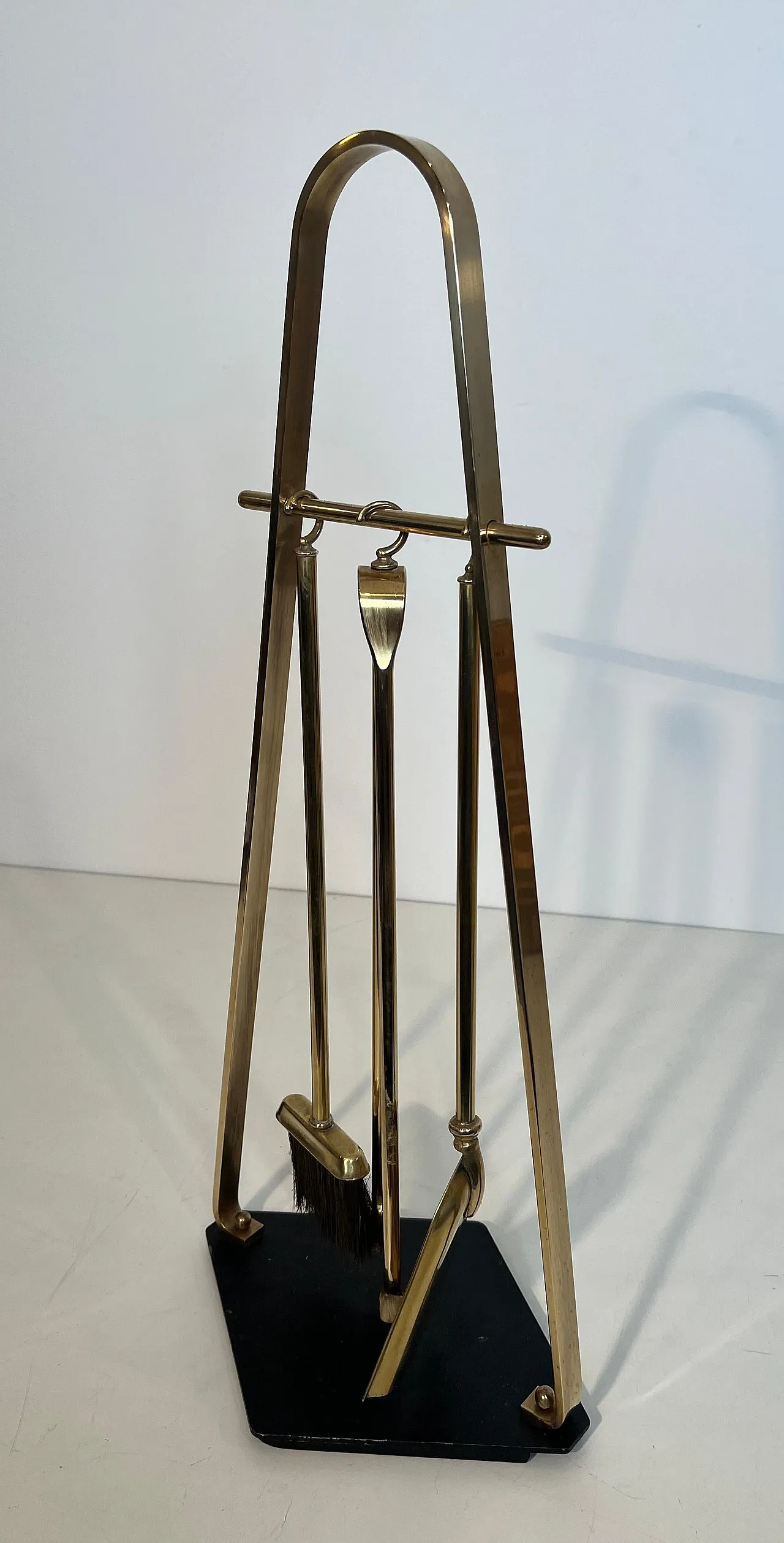 Brass and lacquer fireplace tools on stand, 1970s 17