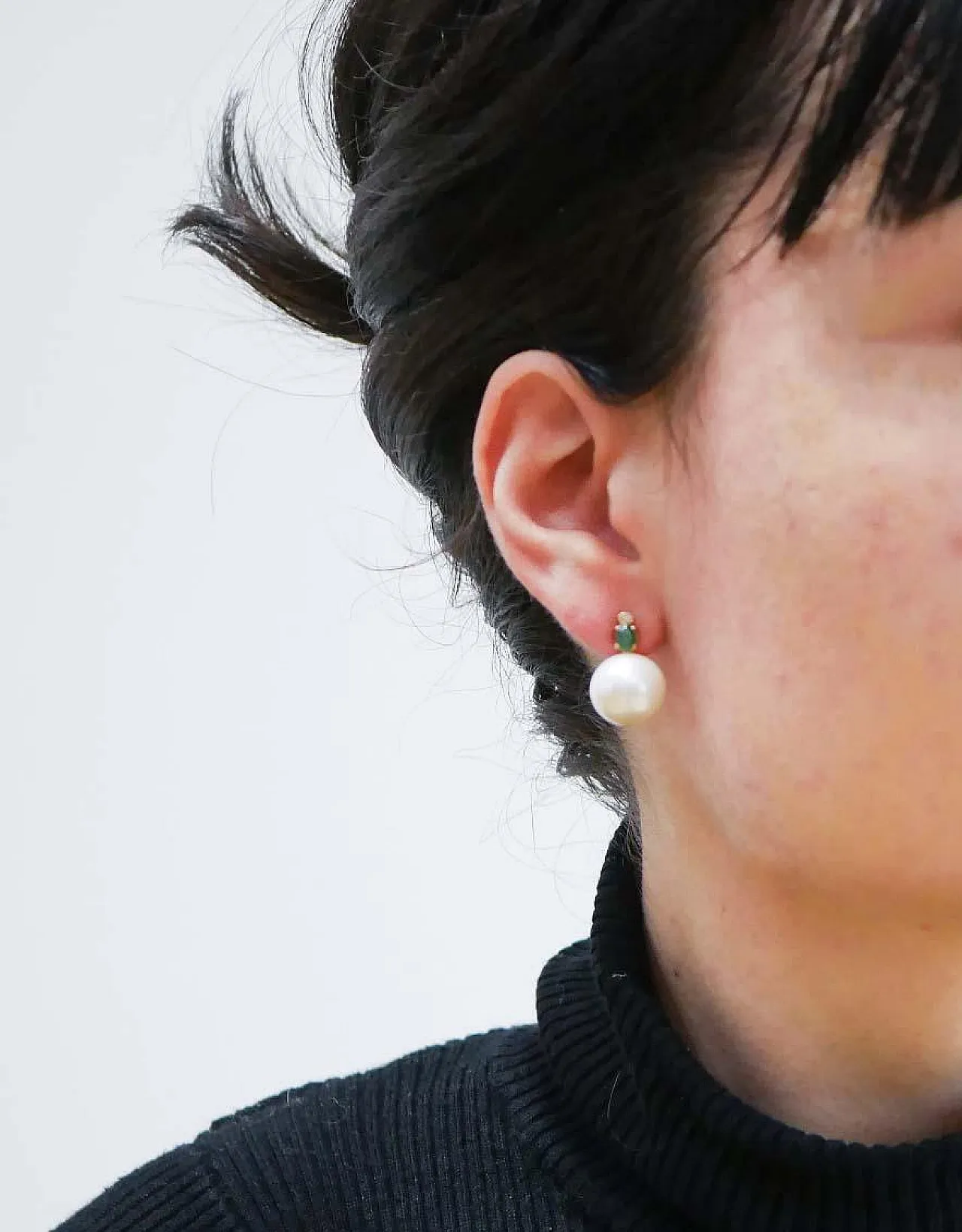 Earrings with pearls, emeralds, diamonds and pink gold, 2000s 4