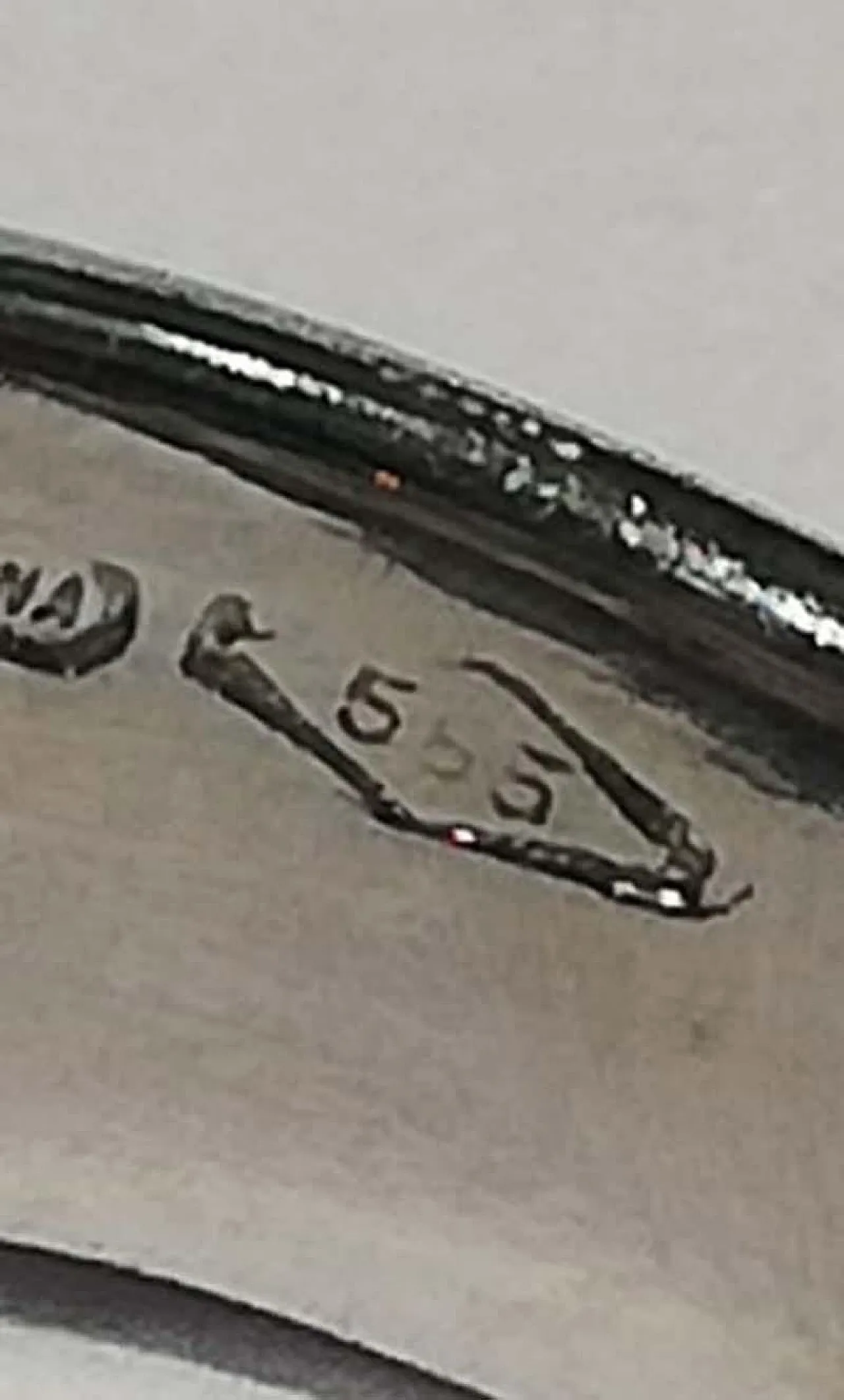 Anello con rubino, diamanti e oro bianco 14 carati, anni '60 6