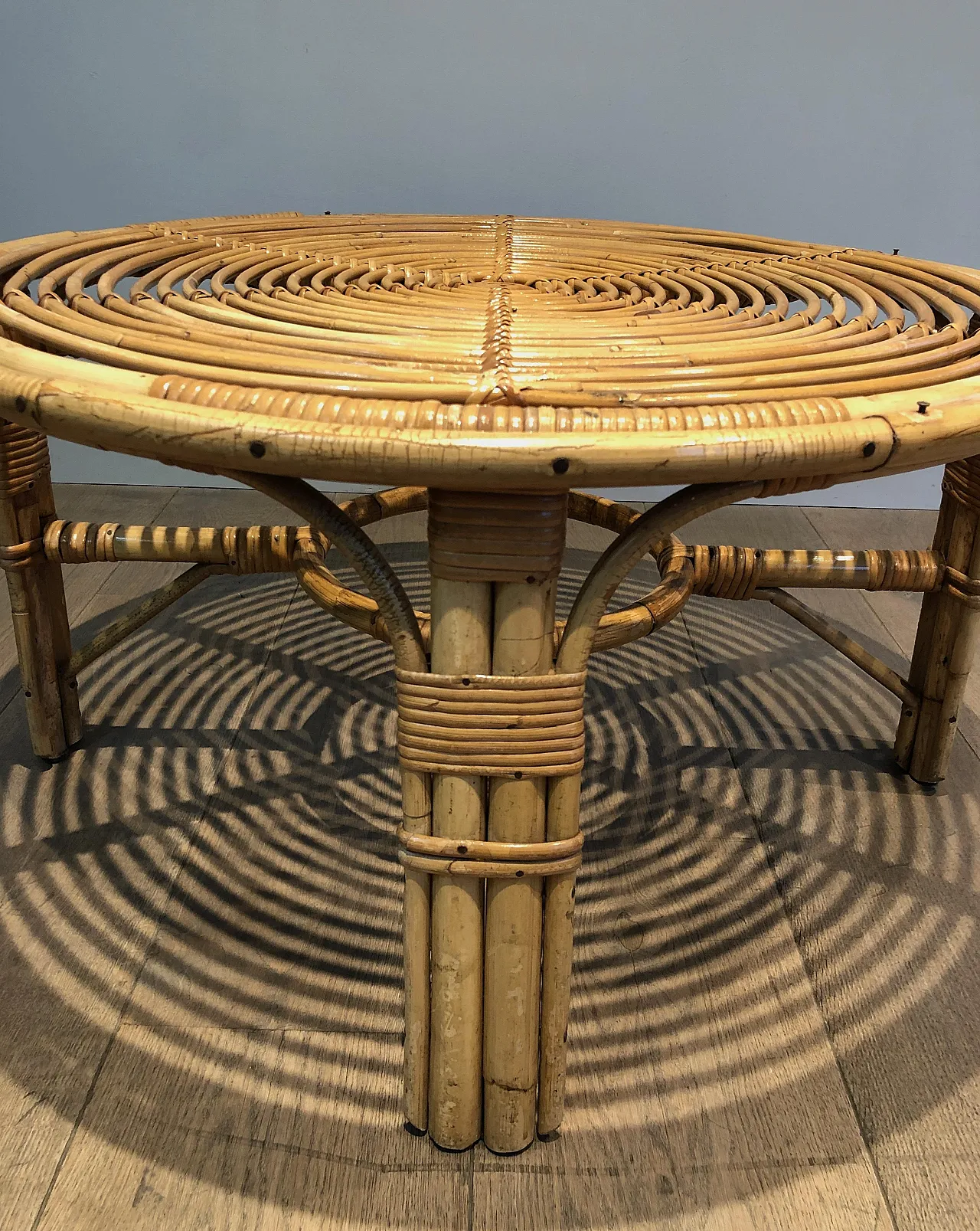Round rattan coffee table, 1970s 7