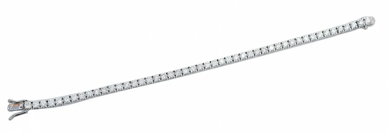 Bracciale da tennis in oro bianco 18 carati e diamanti, anni 2000 2