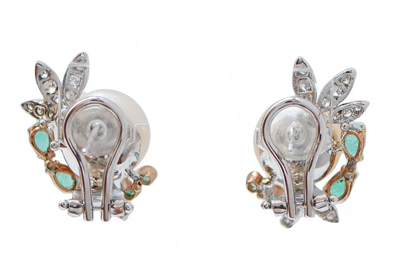 Orecchini in oro bianco con perle, smeraldi, diamanti, anni '70 3
