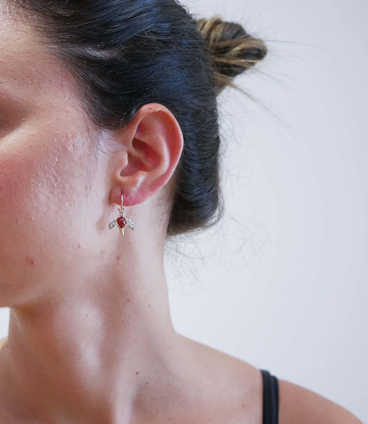 Rose gold and silver earrings, garnets and diamonds, 1970s 4