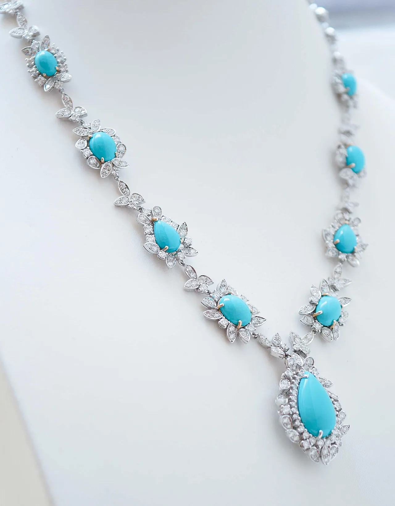 14K white gold necklace with turquoise and diamonds, 1970s 3