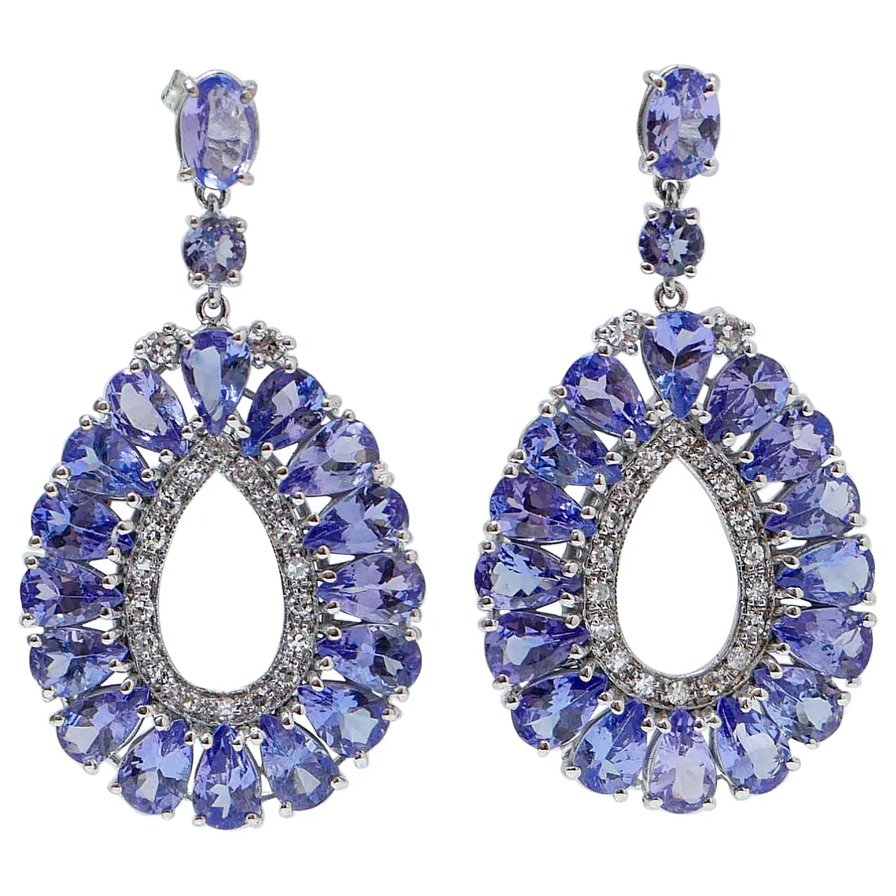 Orecchini pendenti in tanzanite, diamanti, oro bianco, anni '60 1