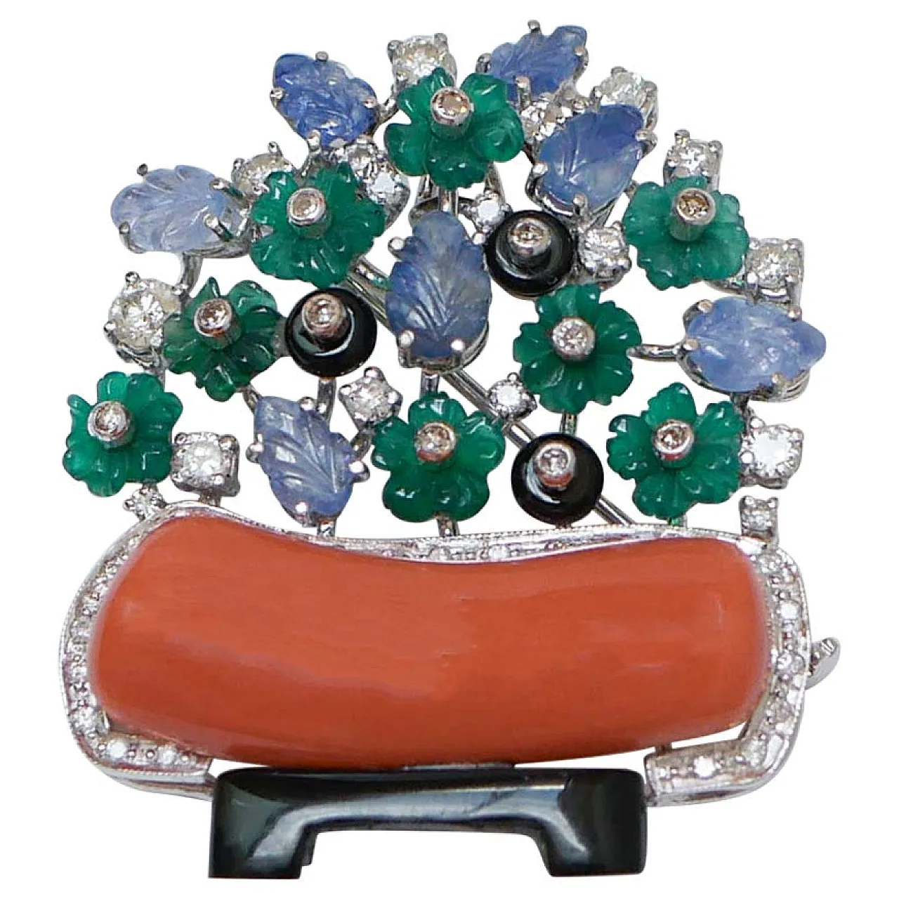 Brooch agate, platinum, gold, coral, diamonds, sapphires, onyx, 1960s 1