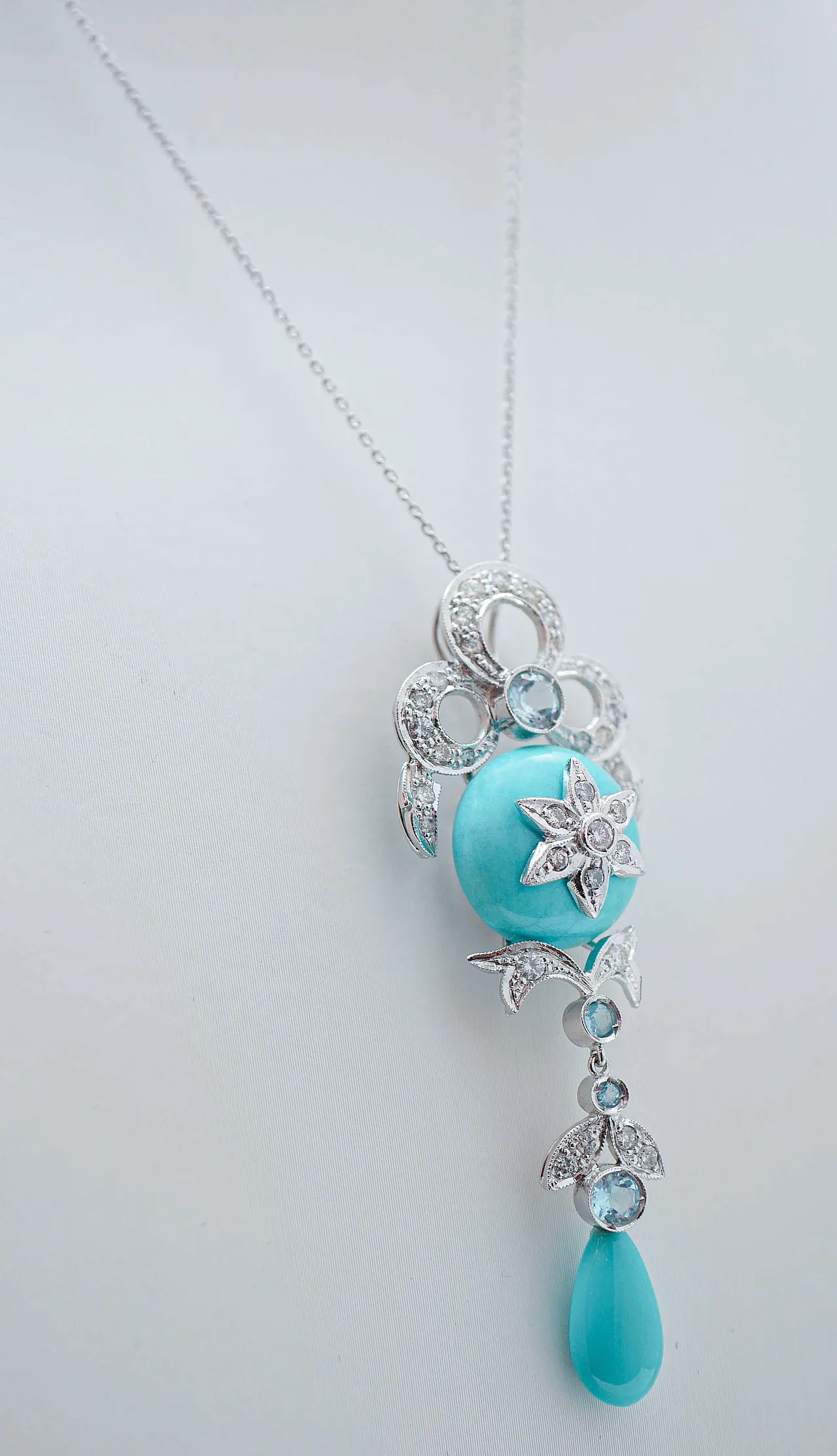Collana in platino con turchese, topazi, diamanti, anni '70 3