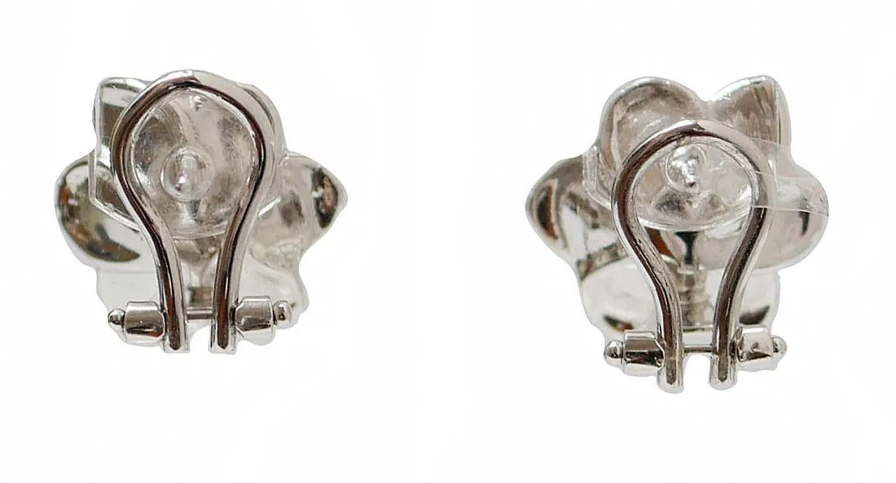 White gold flower earrings with pearls and diamonds, 1950s 3