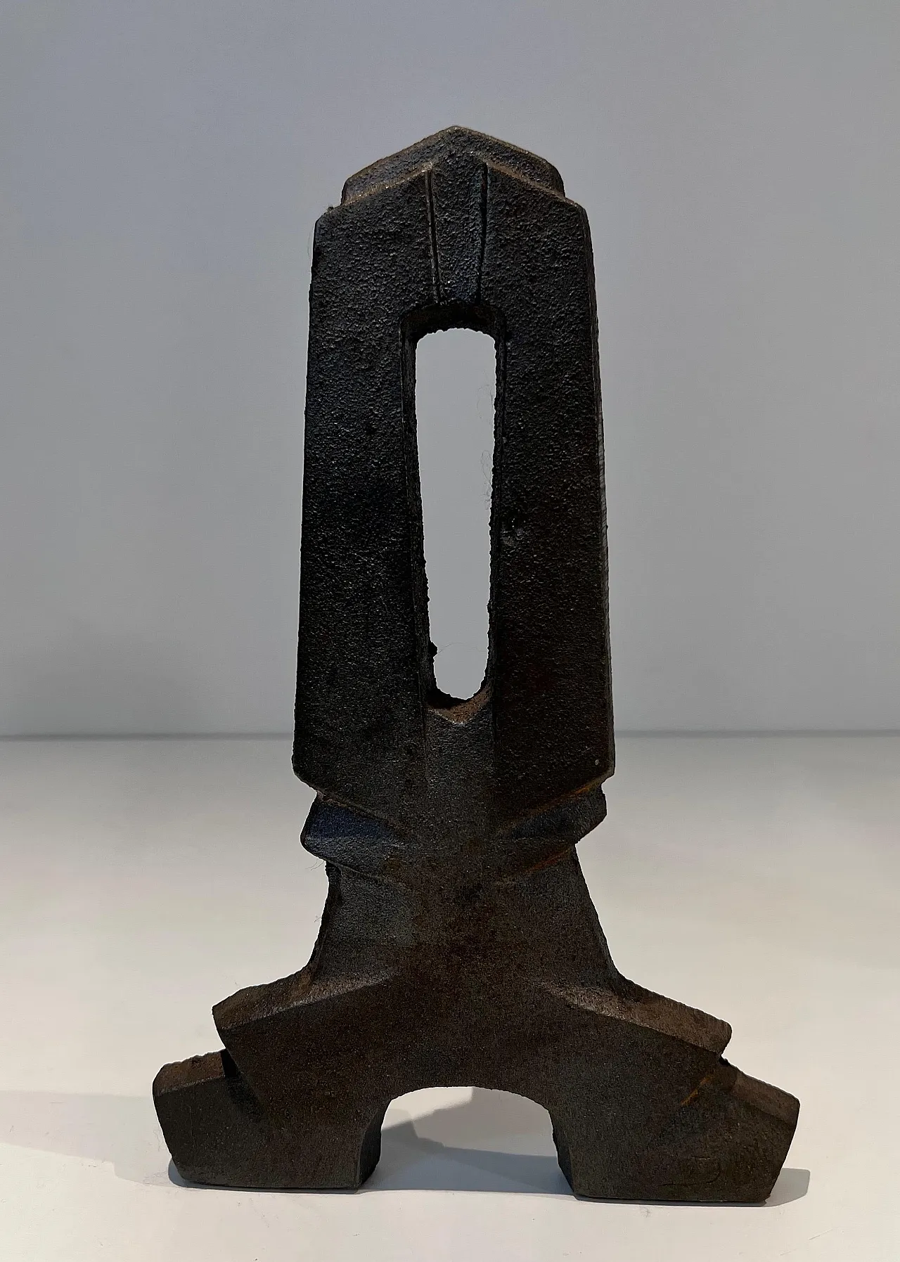 Pair of cast iron and wrought iron hallways, 1940s 8