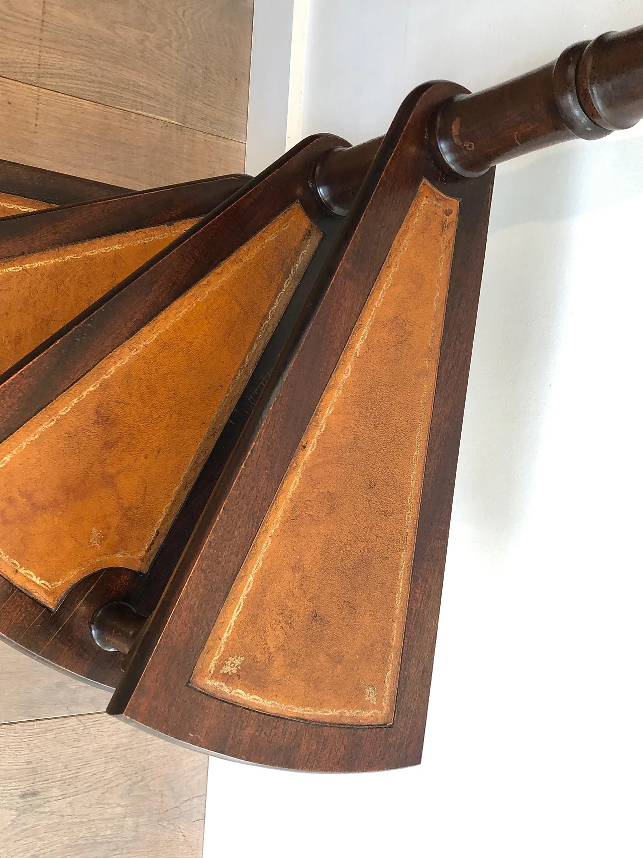 Wood, leather and brass library ladder, 1940s 11