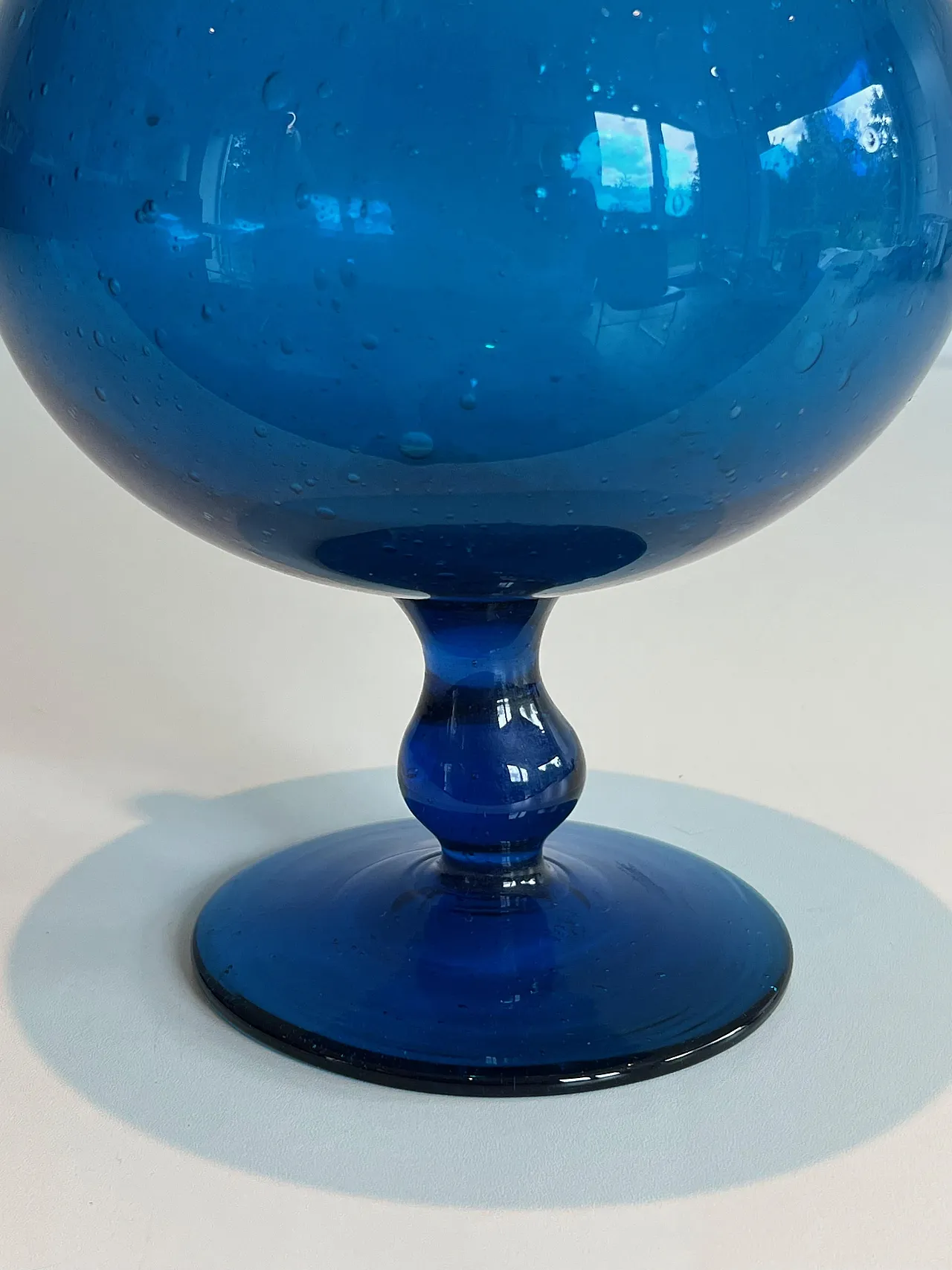 Brocca in vetro bluastro firmata Stilnovo, anni '70 9