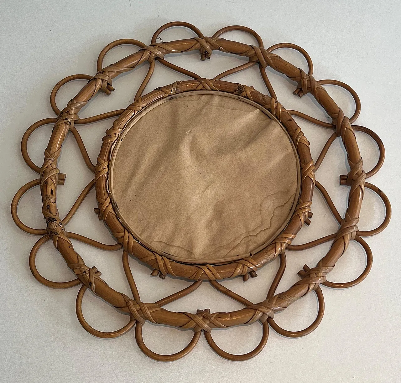 Piccolo specchio in rattan, anni '70 5