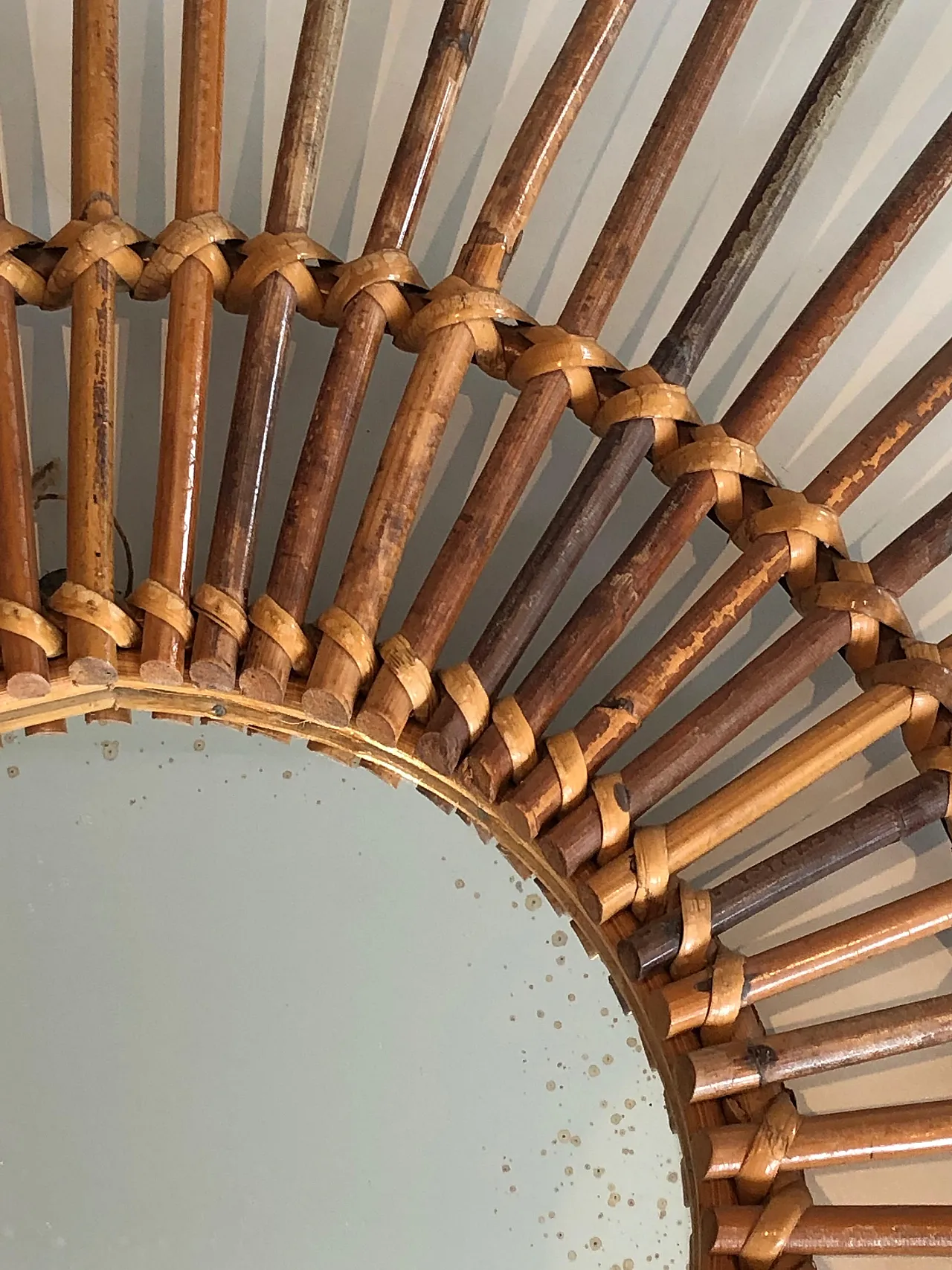 Specchio in rattan, anni '70 6
