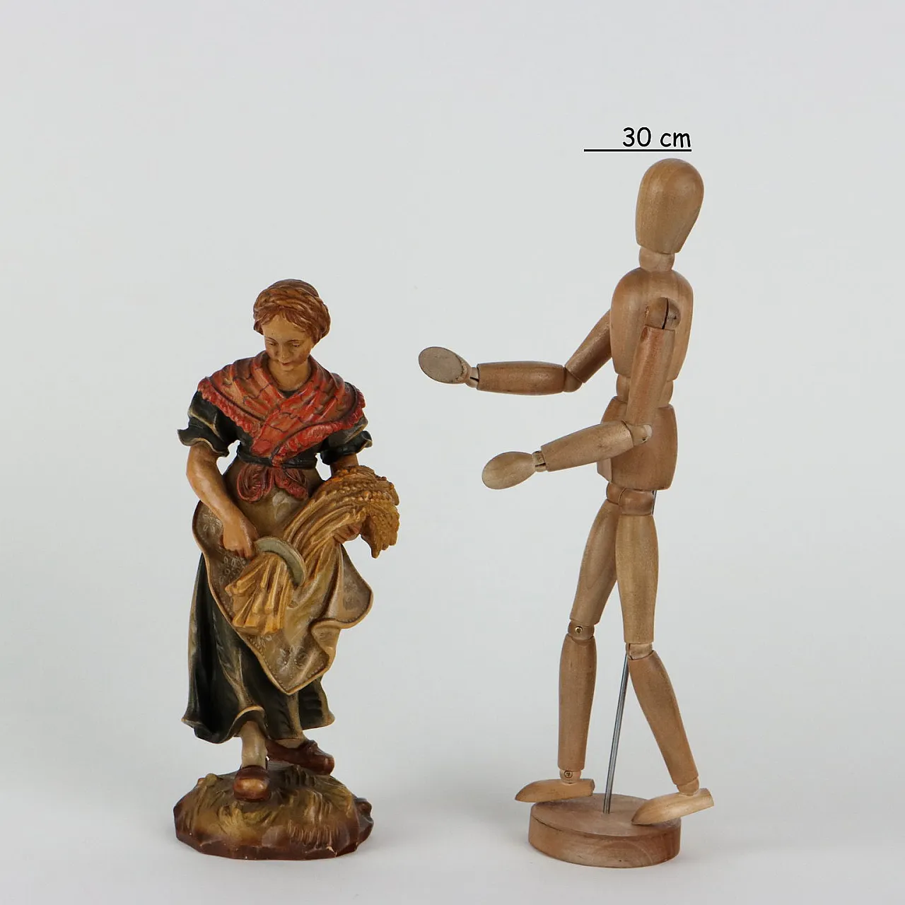 Female figure, Val Gardena wood carving, 20th century 2