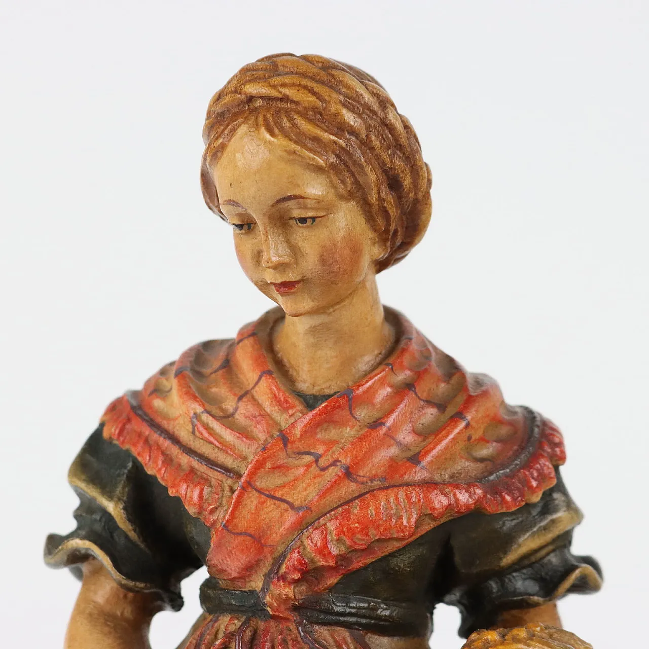 Female figure, Val Gardena wood carving, 20th century 3