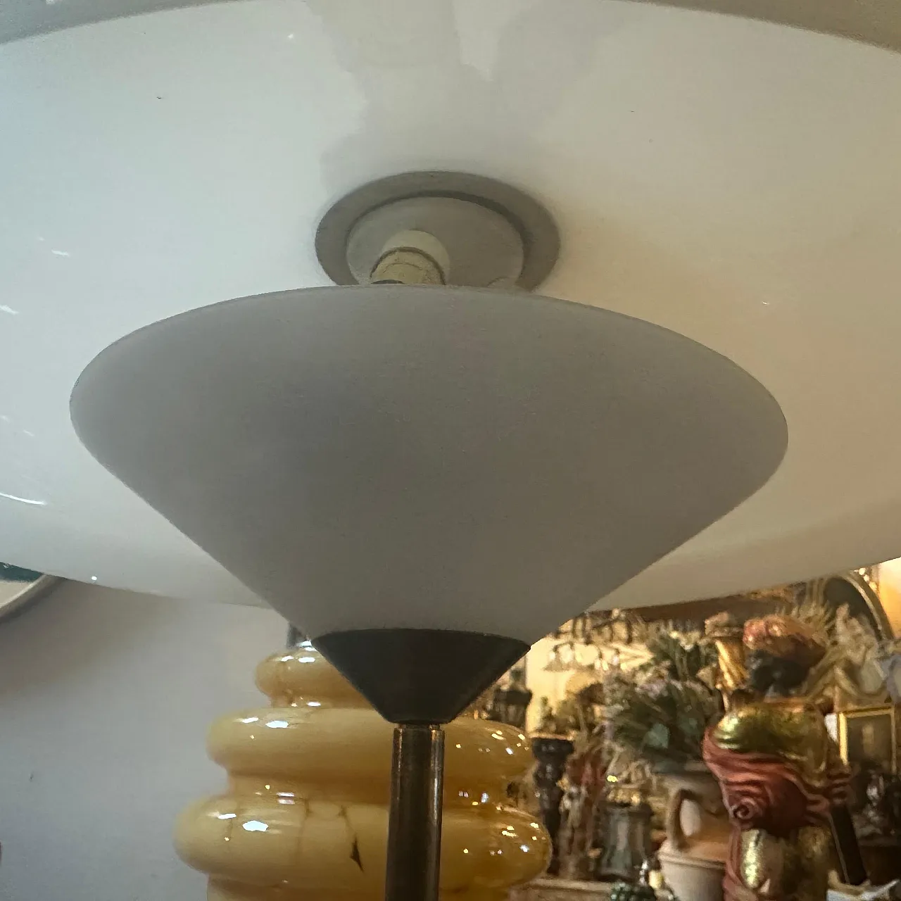 Lampada da tavolo in ottone e vetro in stile Oscar Torlasco, anni '50 5