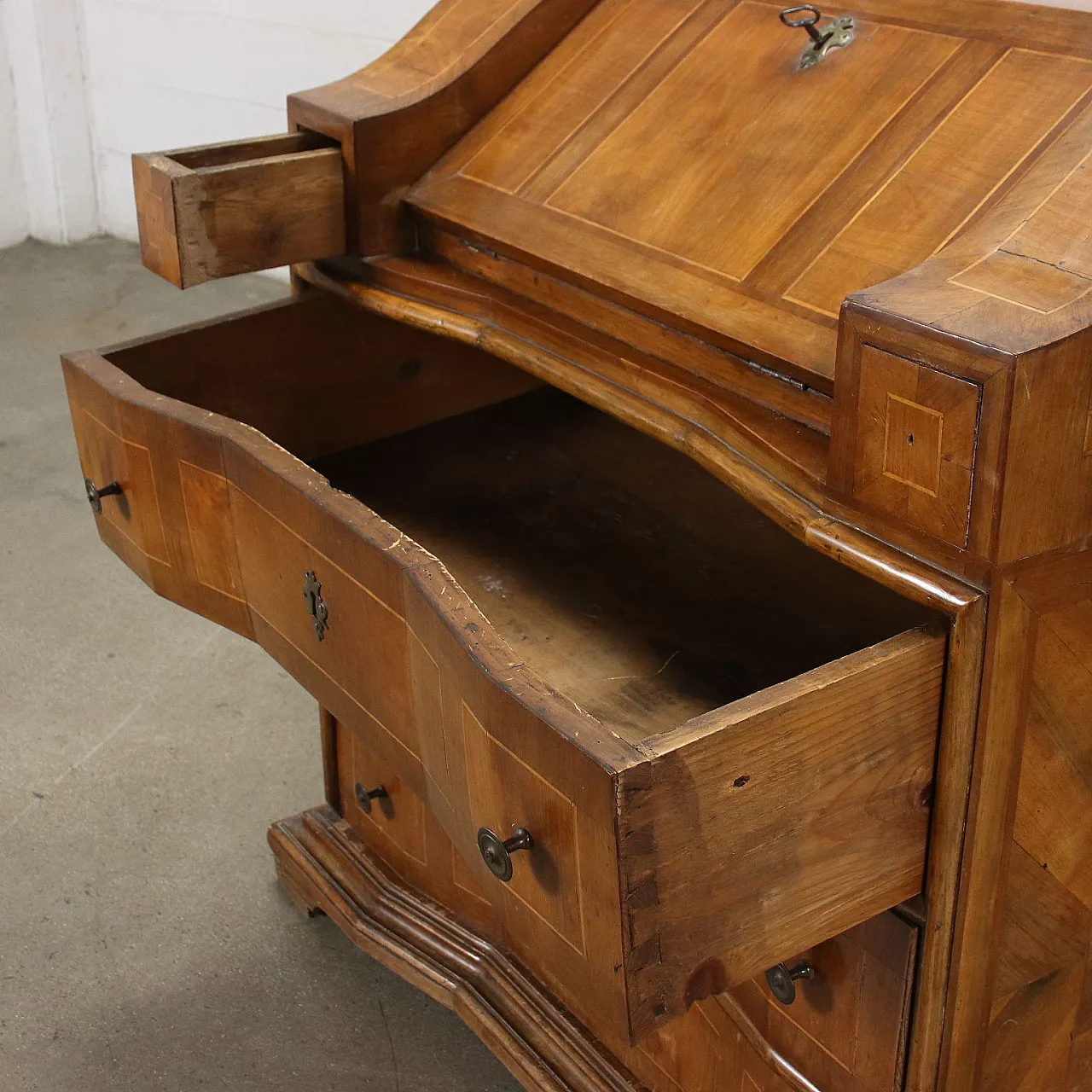 Ribalta con vano e cassetti in legno 6