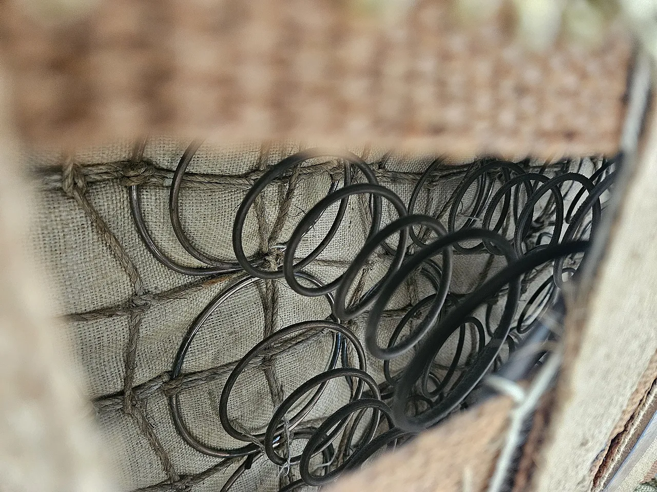 Divano curvo danese a 2 posti in velluto, anni '50 19