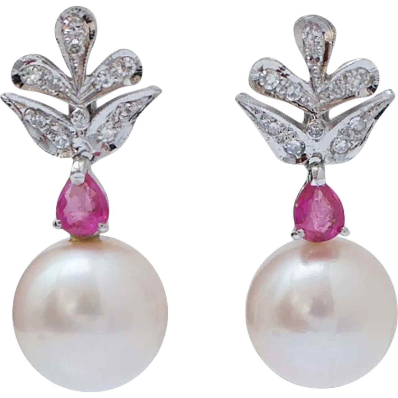 Earrings with white pearls, rubies, diamonds and platinum, 1970s 7