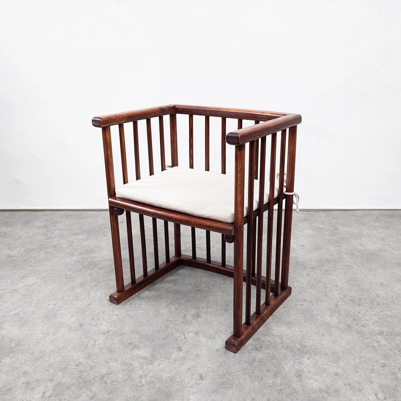 Barrel Chair in the style of Josef Hoffmann, 1990s 3