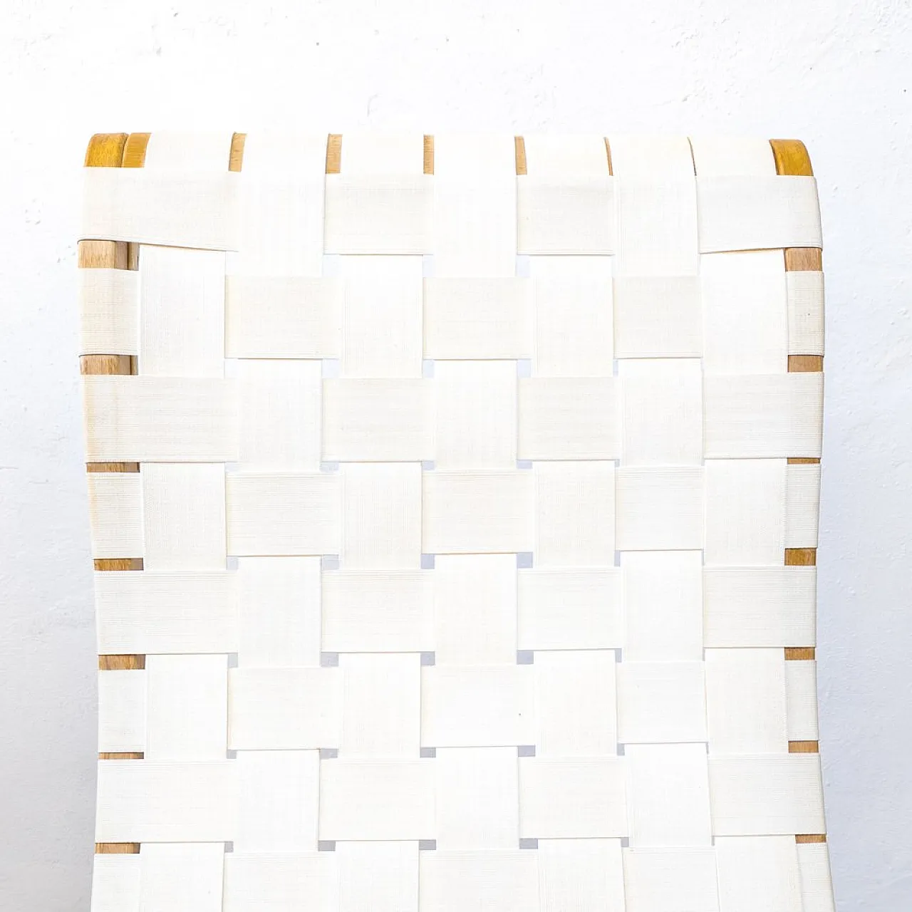 Poltrona e poggiapiedi attribuiti a Jizba di Krásná Jizba, anni '40 12