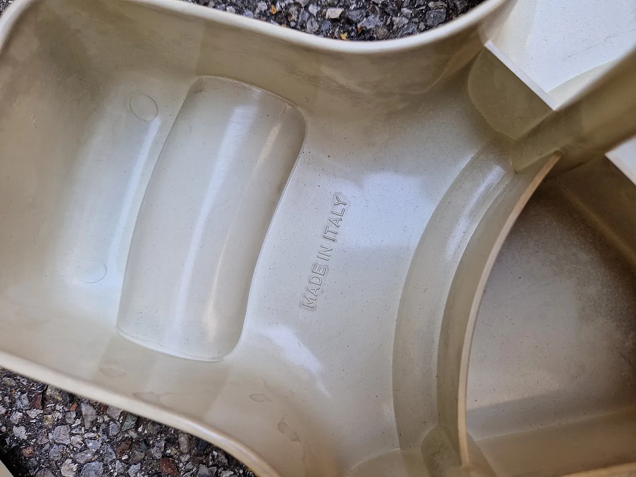 Appendiabiti modello Vip beige di Roberto Lucchi e Paolo Orlandini per Velca, anni '70 10