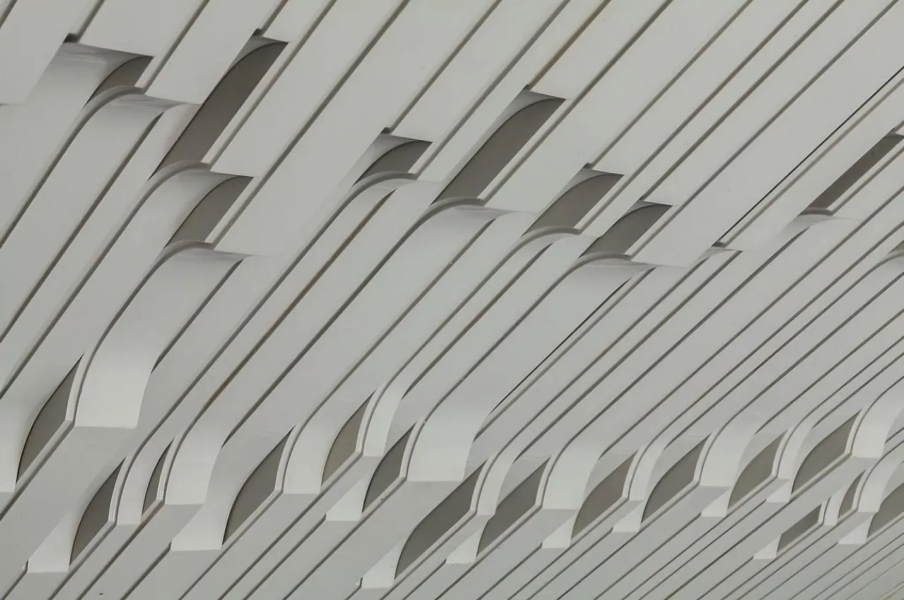 Sideboard Norman Model in White by Luciano Frigerio Wood for Frigerio Di Desio, 1960s 8