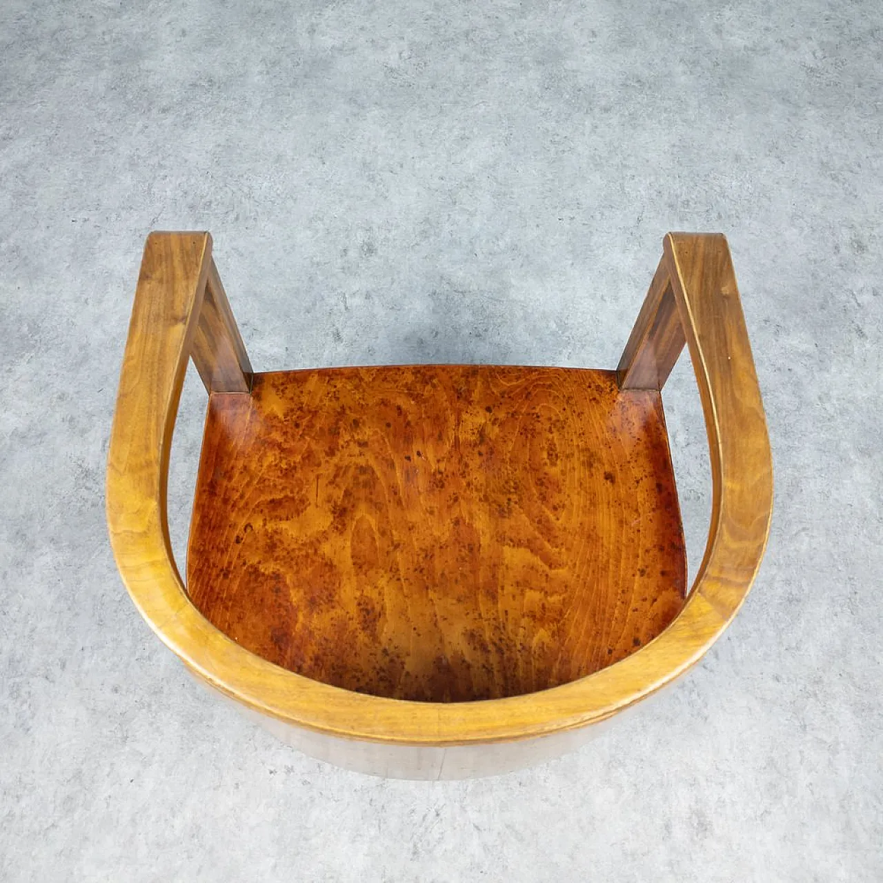 Coppia di sedie di legno modernista, anni '30 11