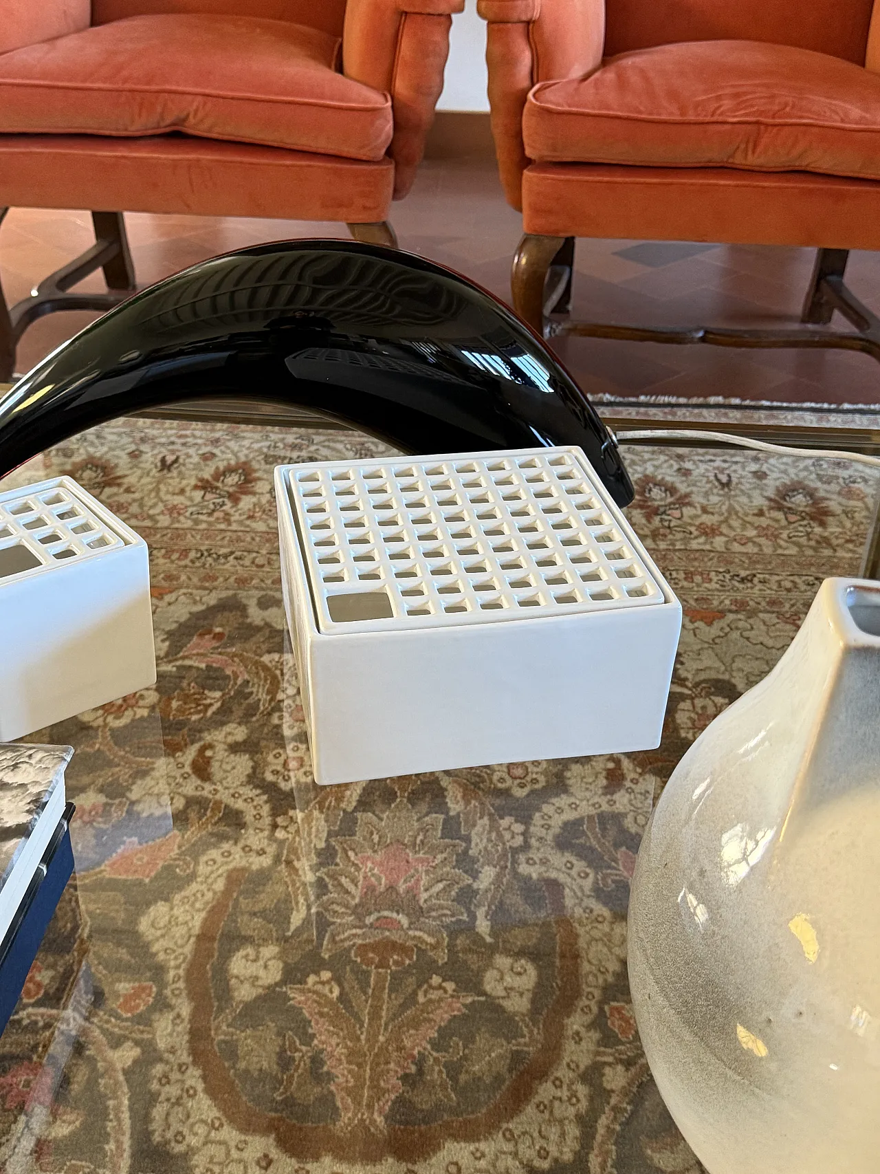 White Space Age Mod. Ikebana C Ceramic Vase by Studio Opi, 70s 4