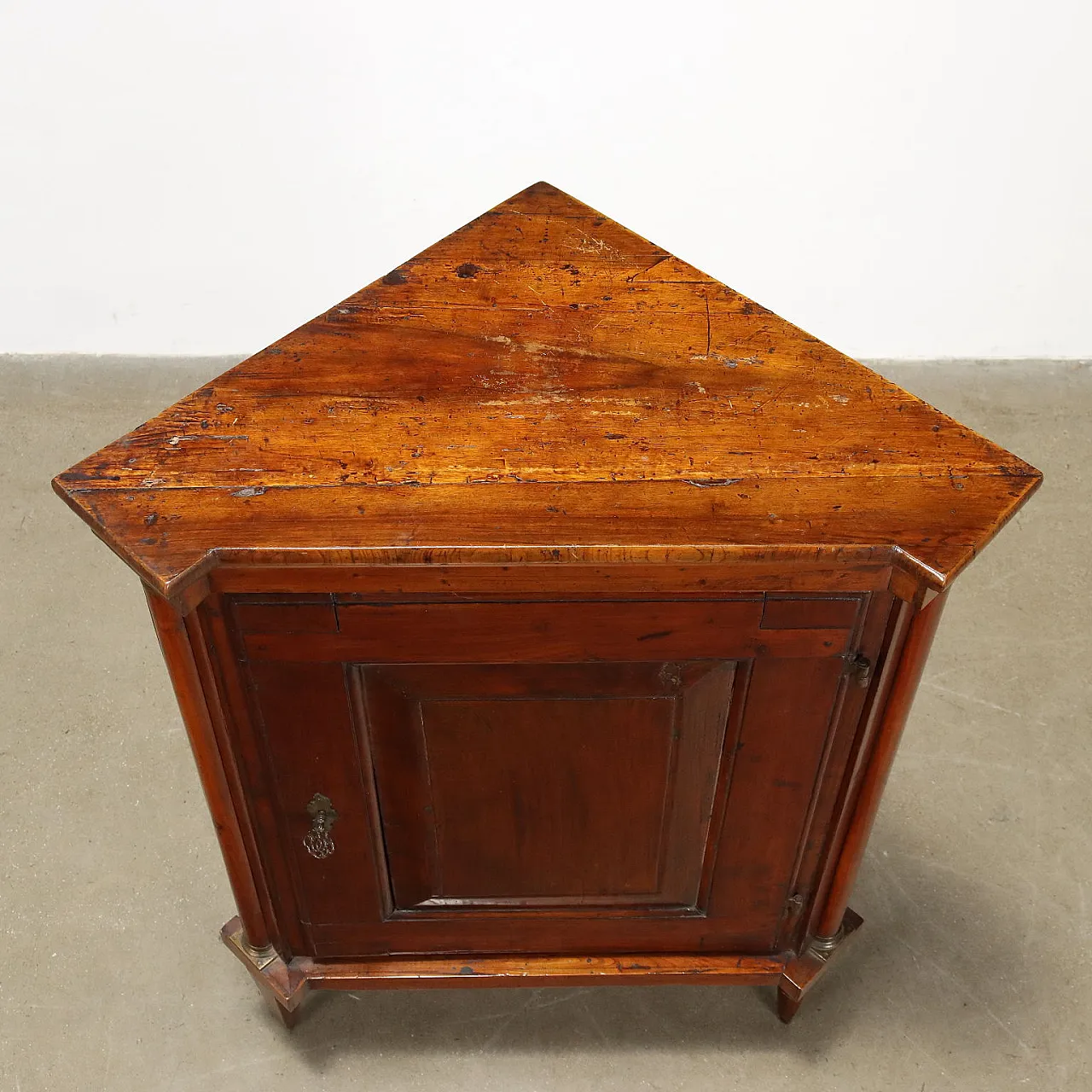 Credenza ad angolo in noce, '800 8