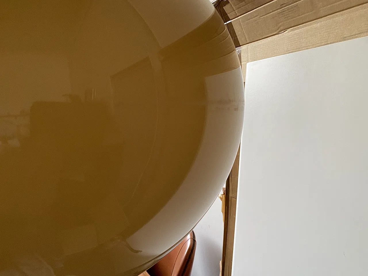 Piantana Studio 6G Harvey Guzzini, bianco e beige, anni 60 5