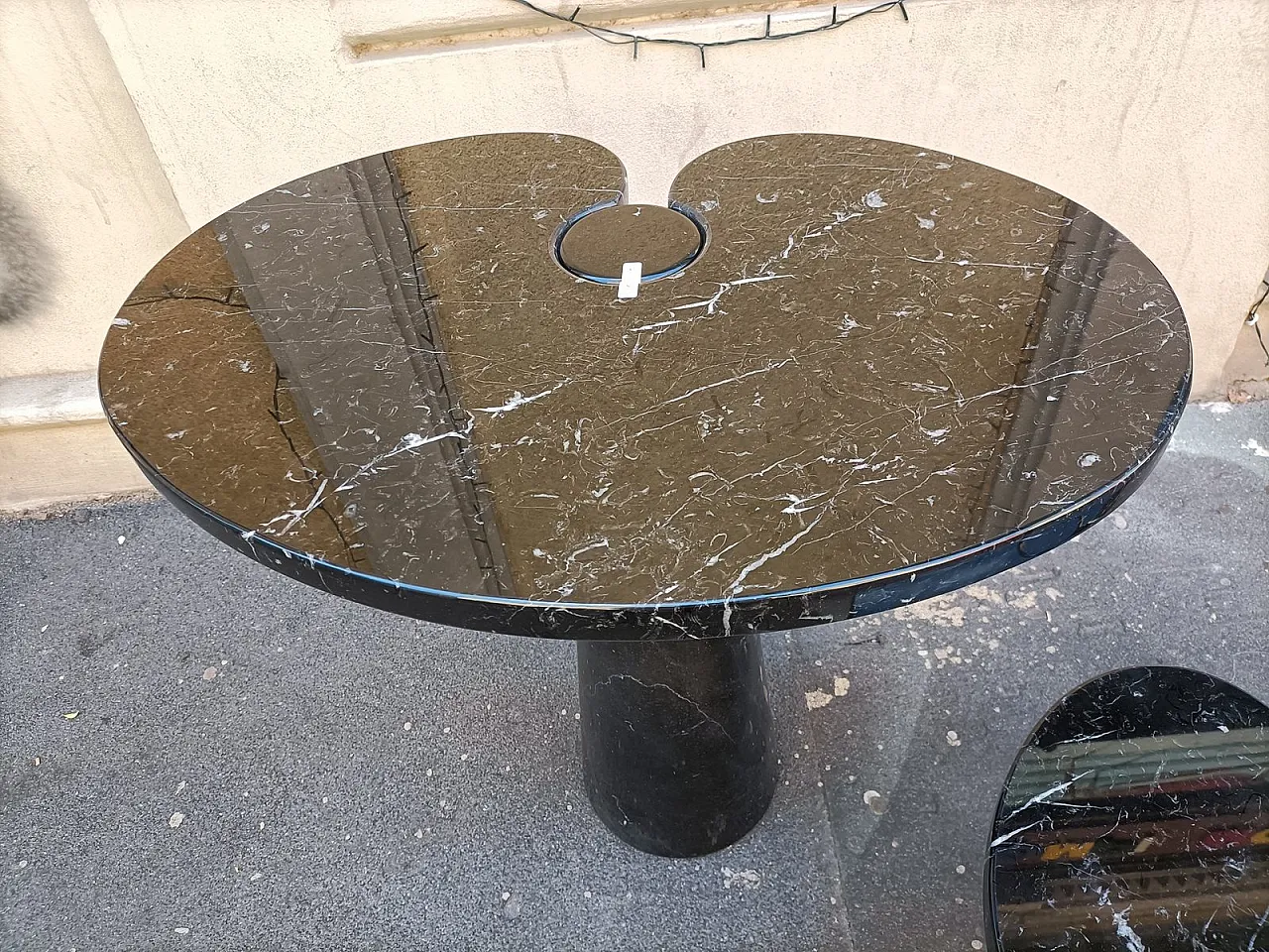 Coppia di tavolini Eros di Angelo Mangiarotti per Skipper, anni '80 3