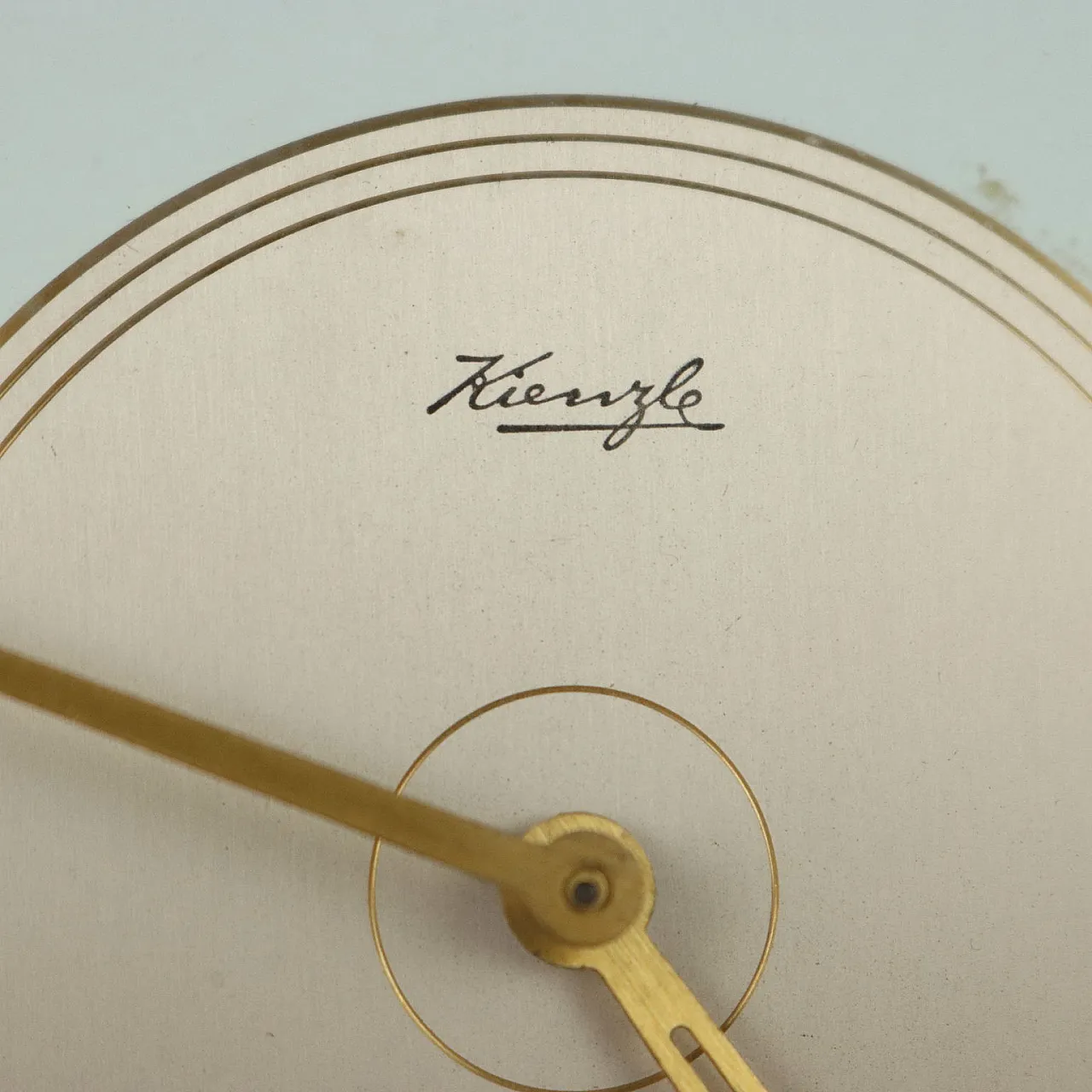 Kienzle table clock in gilded brass, 1950s 4
