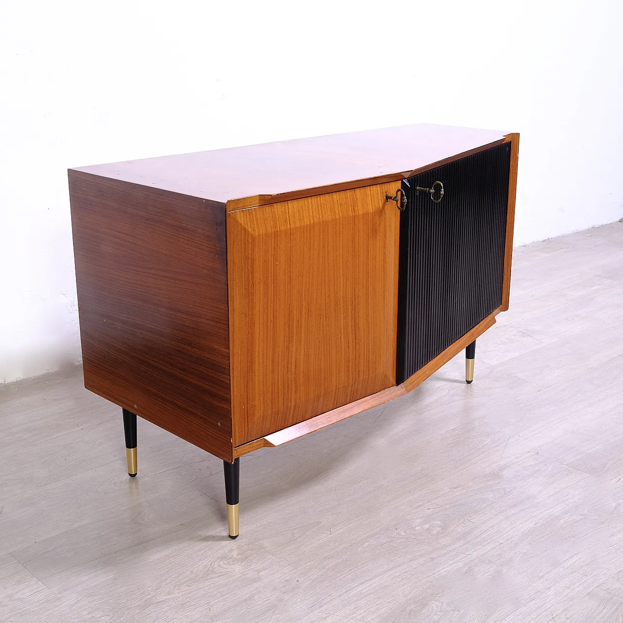 Wood TV stand cabinet attributed to Vittorio Dassi, 1960s 26