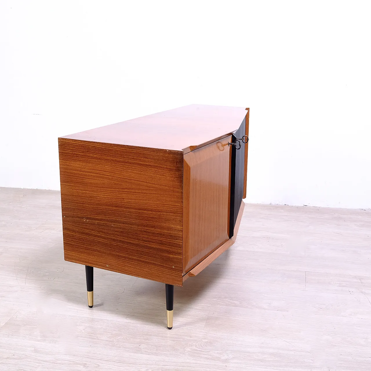 Wood TV stand cabinet attributed to Vittorio Dassi, 1960s 49