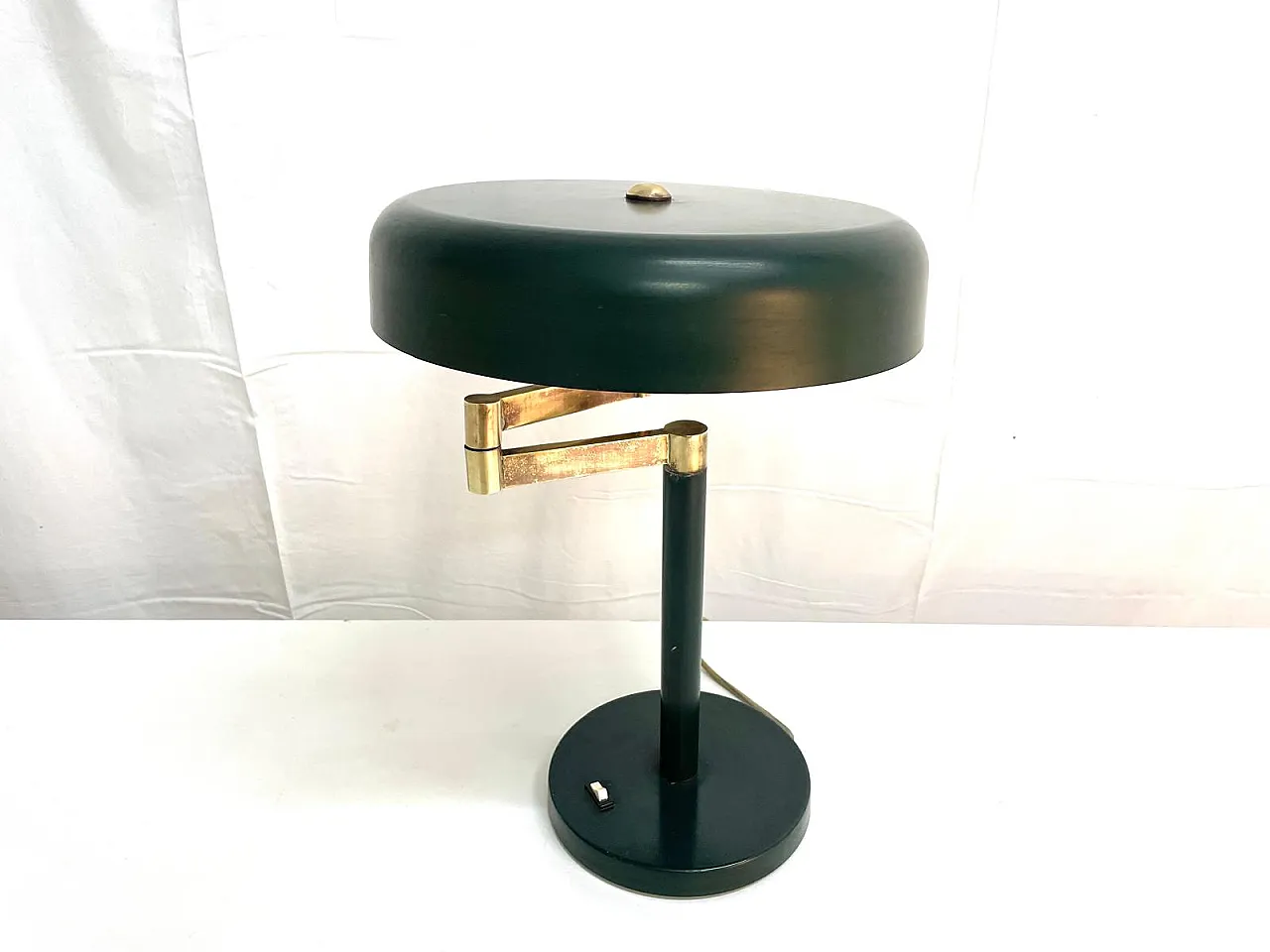 Feature table lamp 1940s 1