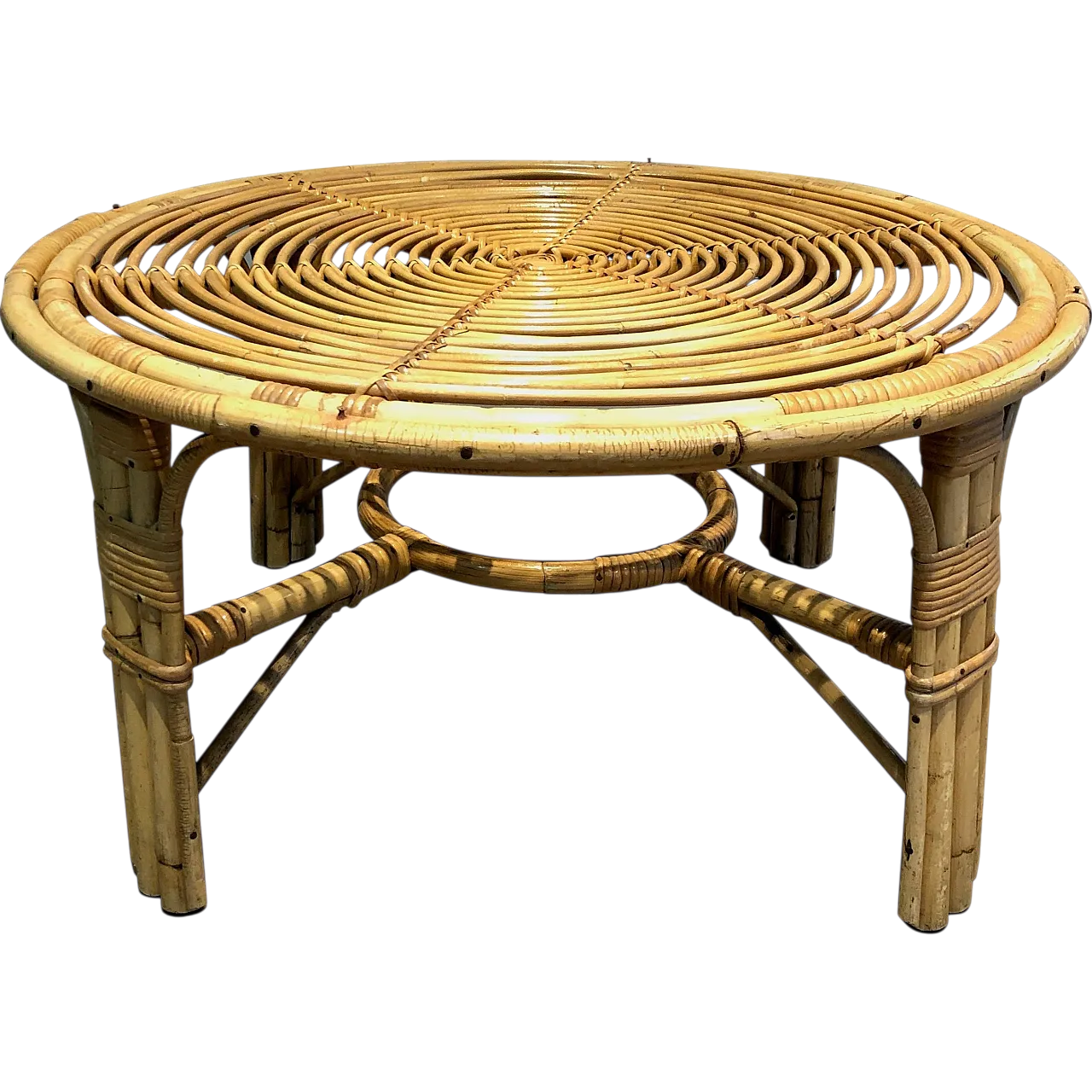 Round rattan coffee table, 1970s 21