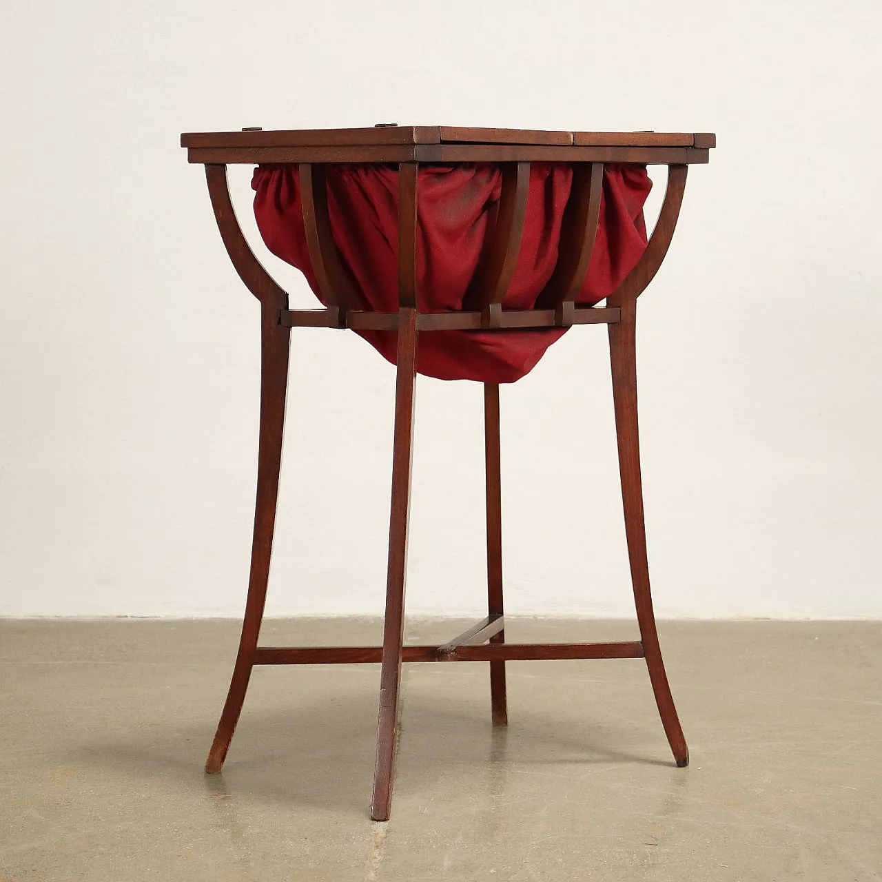 Tavolino porta gomitoli in legno, inizio '900 7