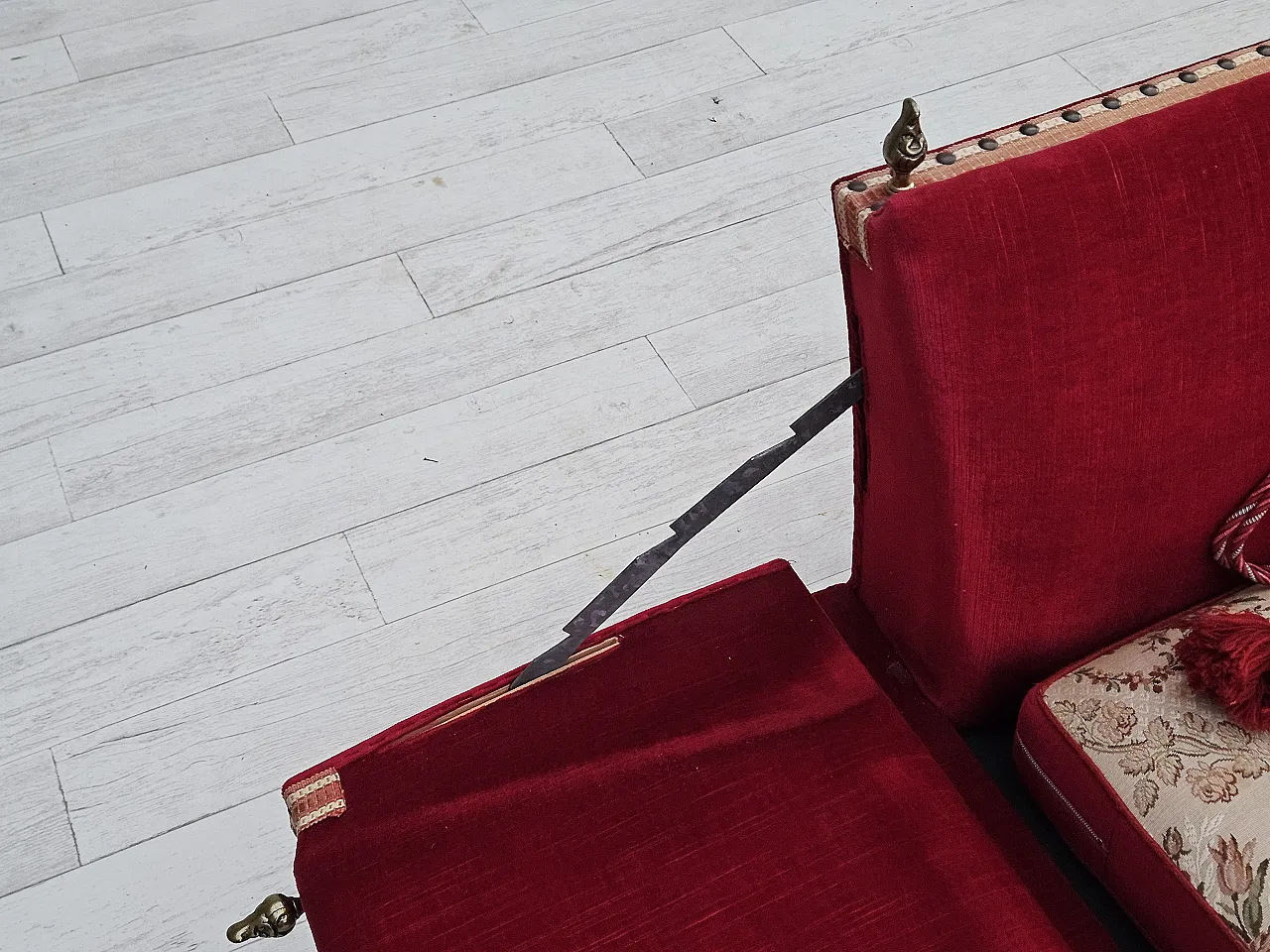 Divano "spagnolo" danese in velluto, anni '70 7