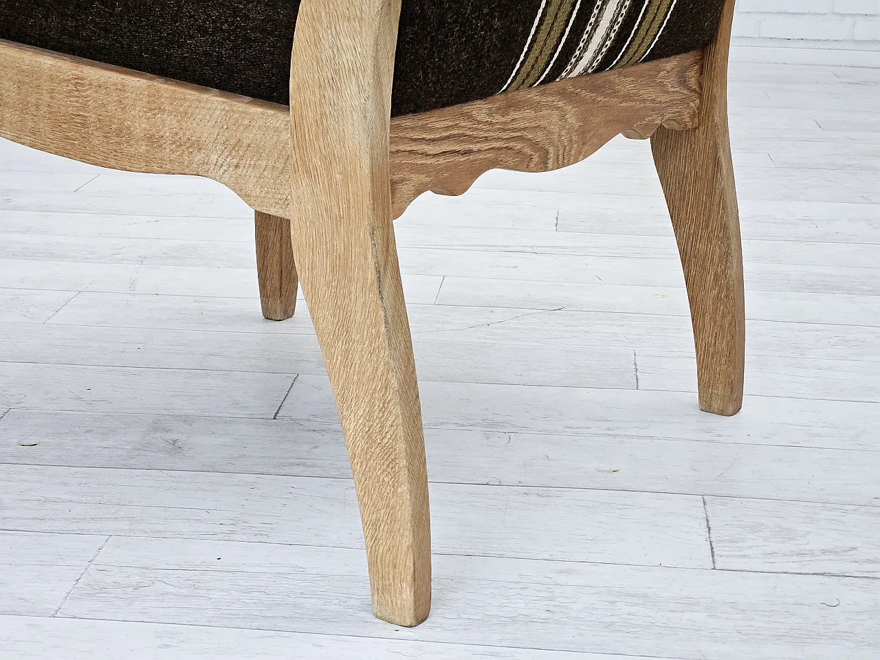 Poltrona danese, lana, legno di quercia, anni '70 14