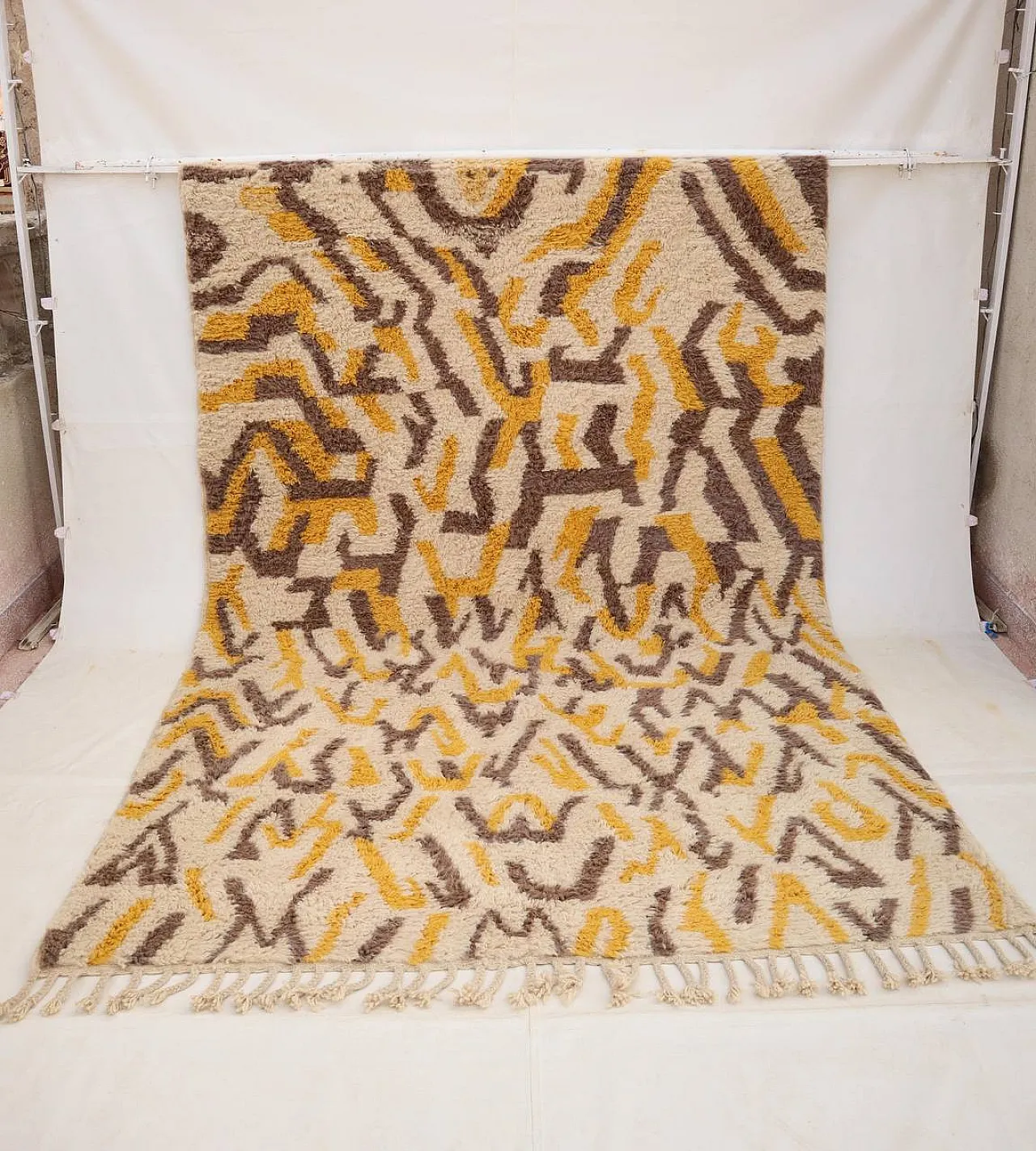 Handwoven Moroccan Beni Mrirt rug, abstract Berber design, wool, 2000 1