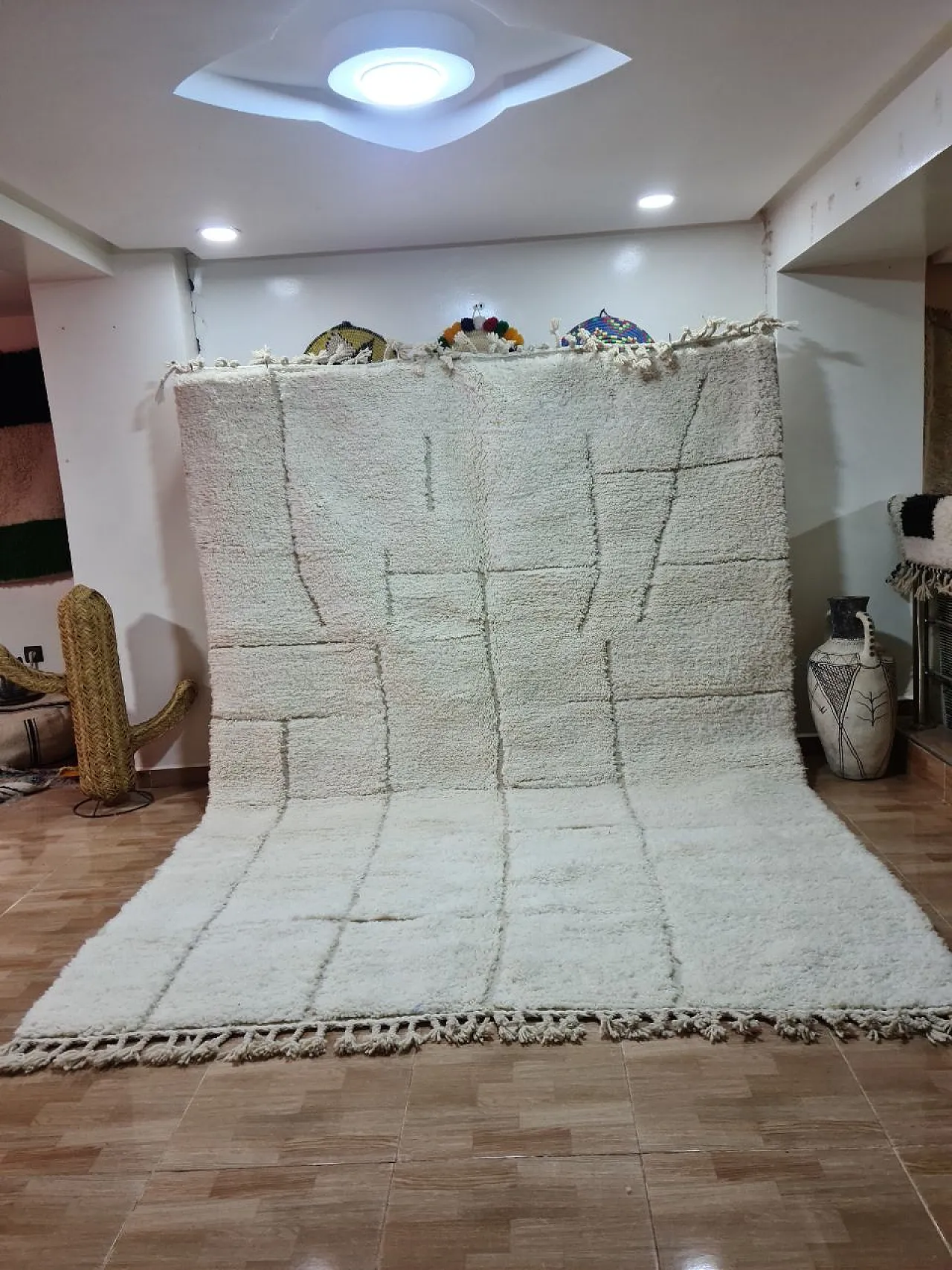 Benouaren Moroccan rug handwoven wool geometric design, 2000 2