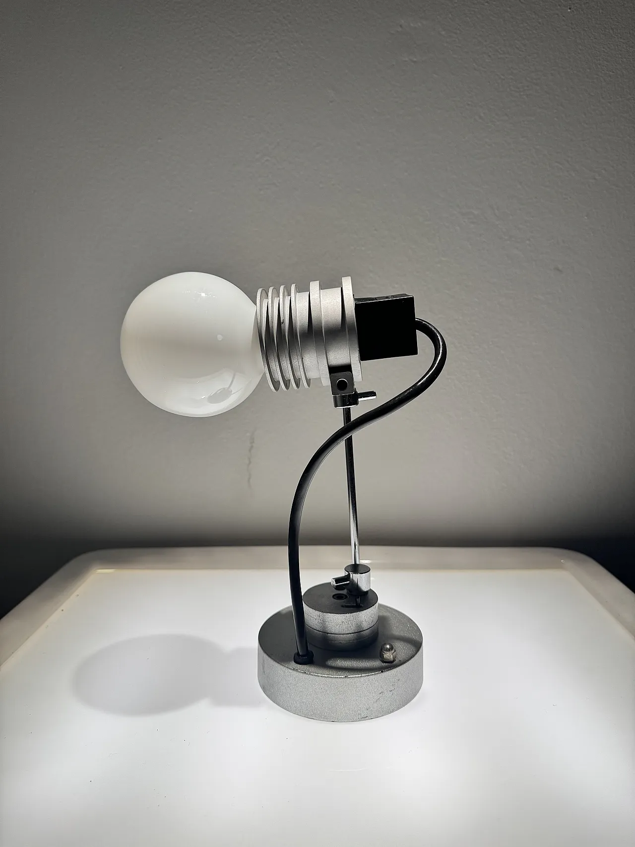 Lampada da parete Martinelli luce, anni '80 1